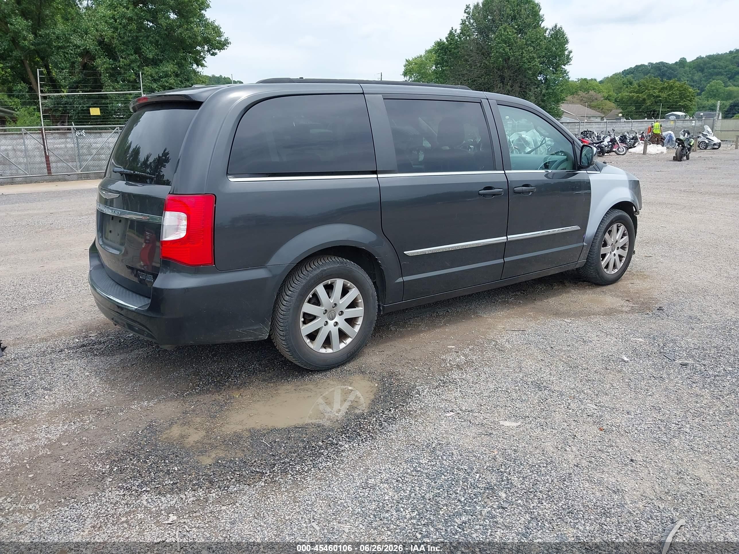 2011 Chrysler Town & Country Touring-l Black vin: 2A4RR8DG2BR633735