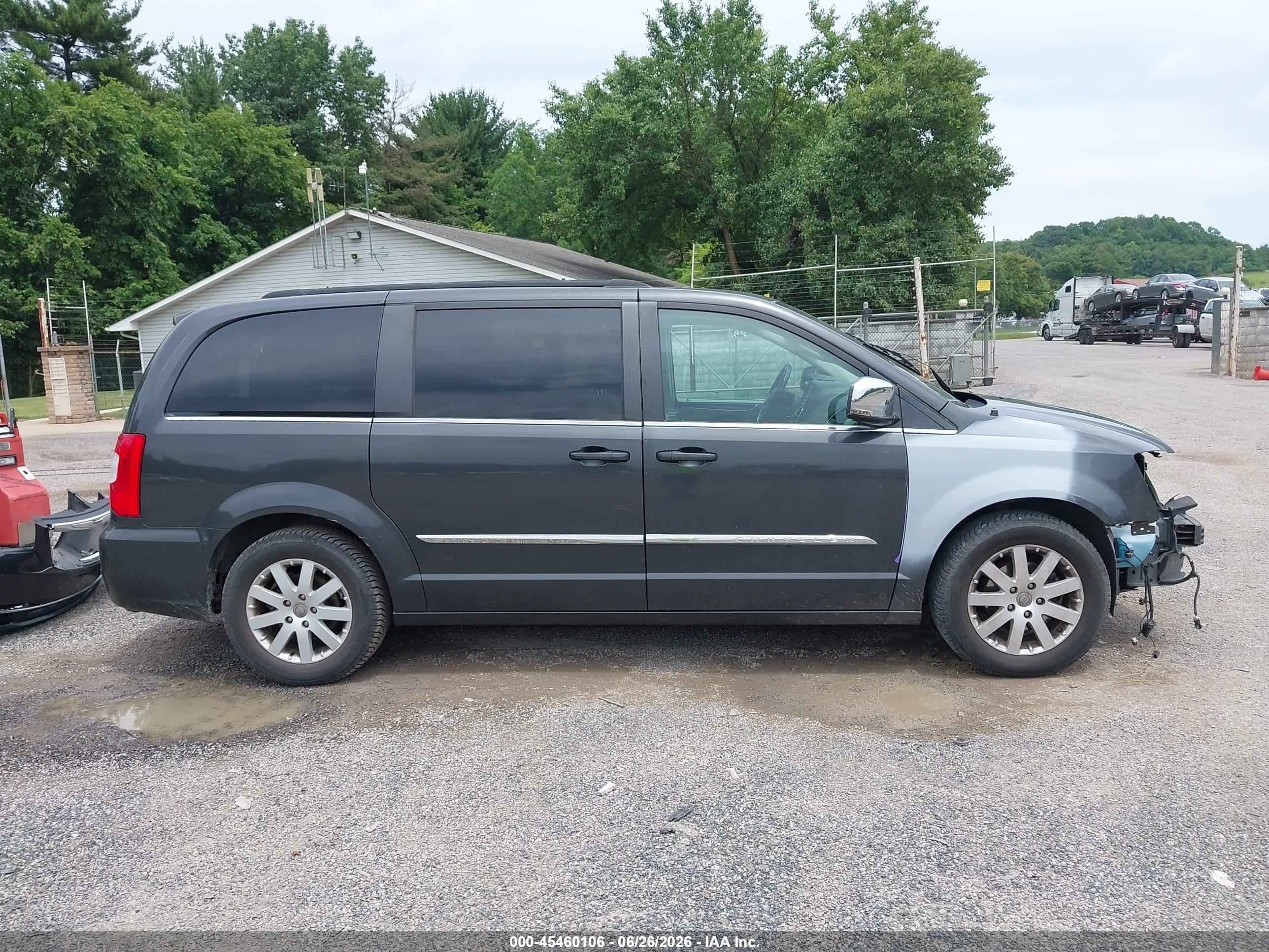 2011 Chrysler Town & Country Touring-l Black vin: 2A4RR8DG2BR633735