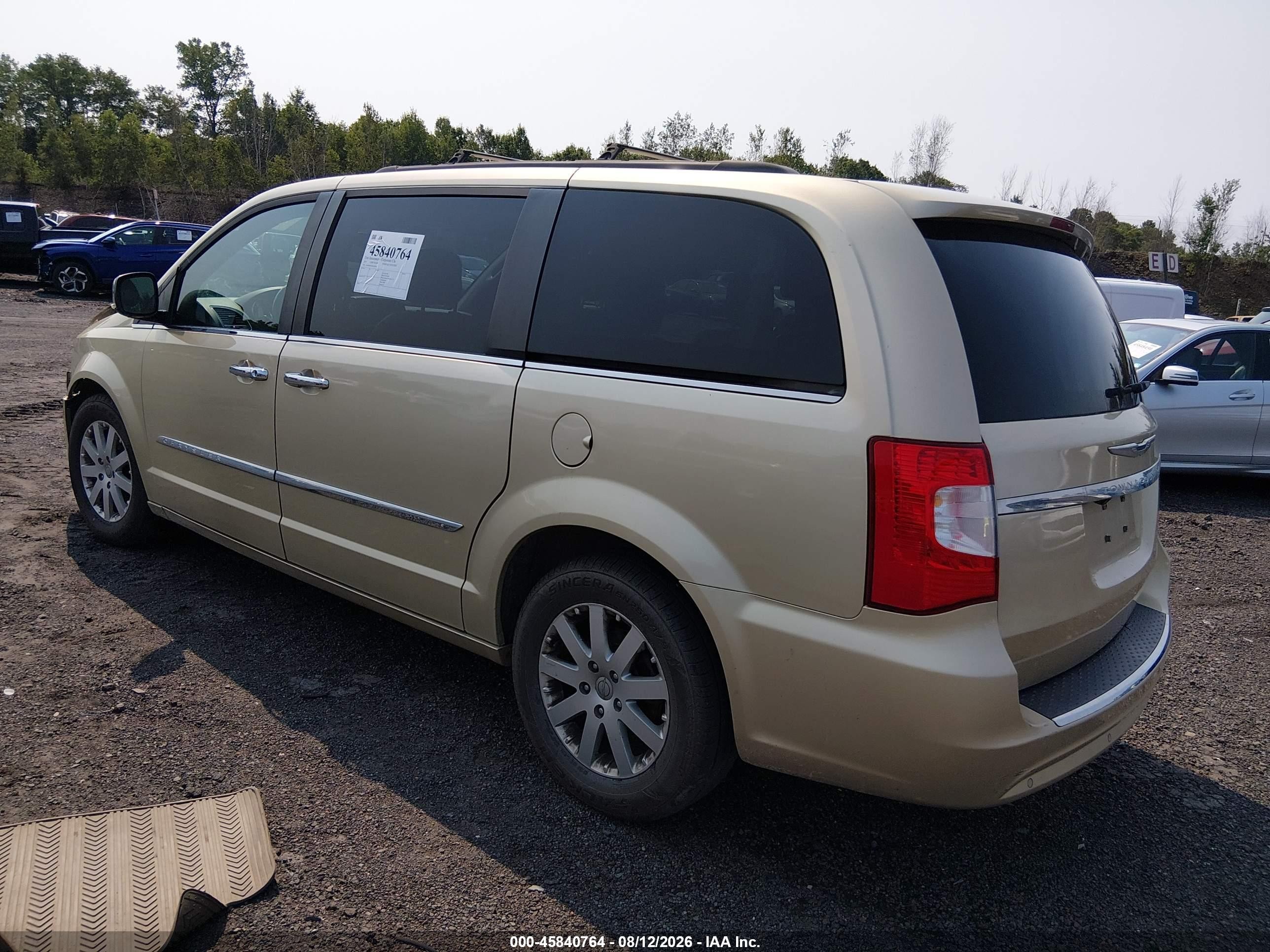 2011 Chrysler Town & Country Touring-l Gold vin: 2A4RR8DG2BR704478