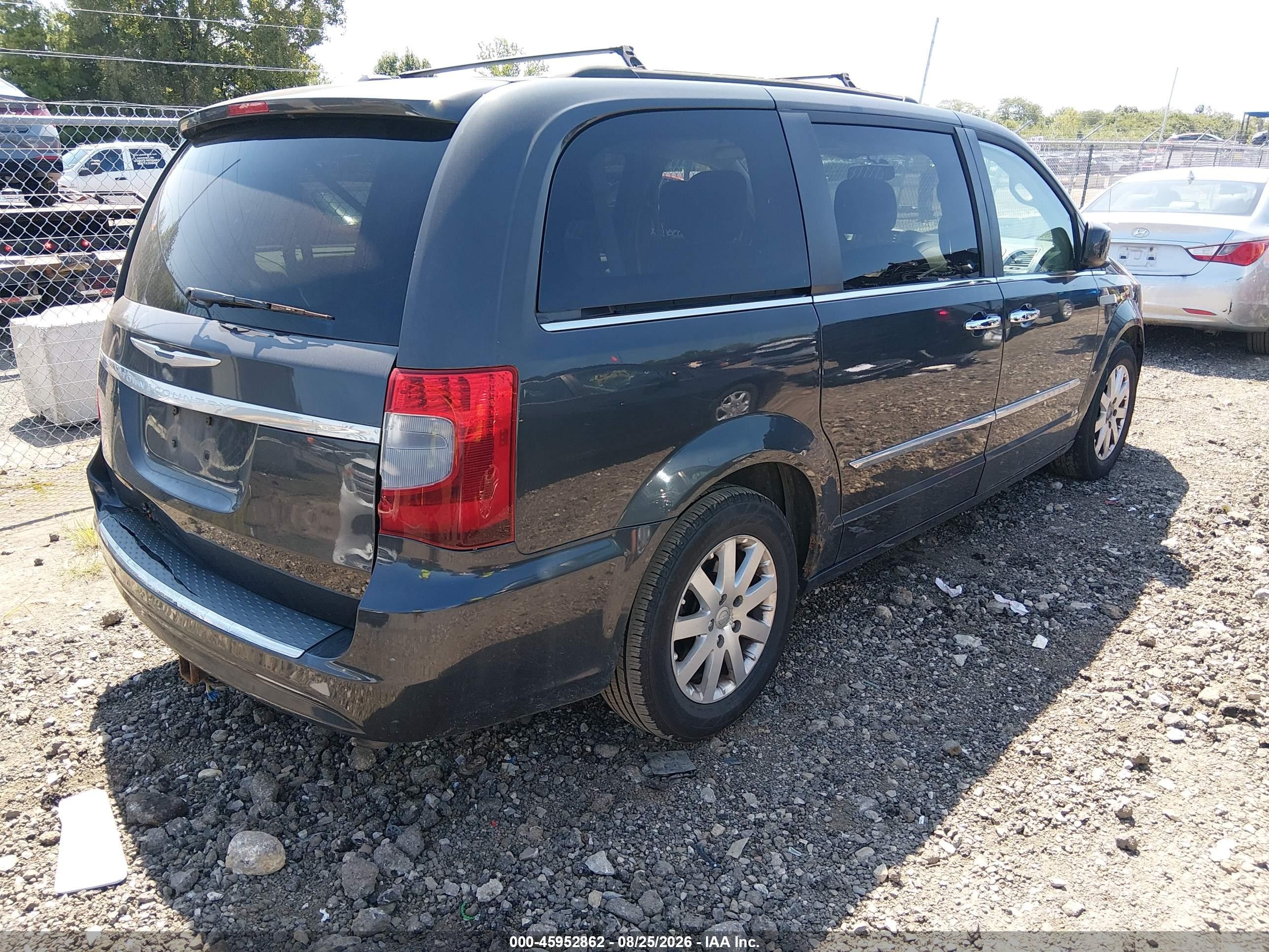2011 Chrysler Town & Country Touring-l Gray vin: 2A4RR8DG3BR617172