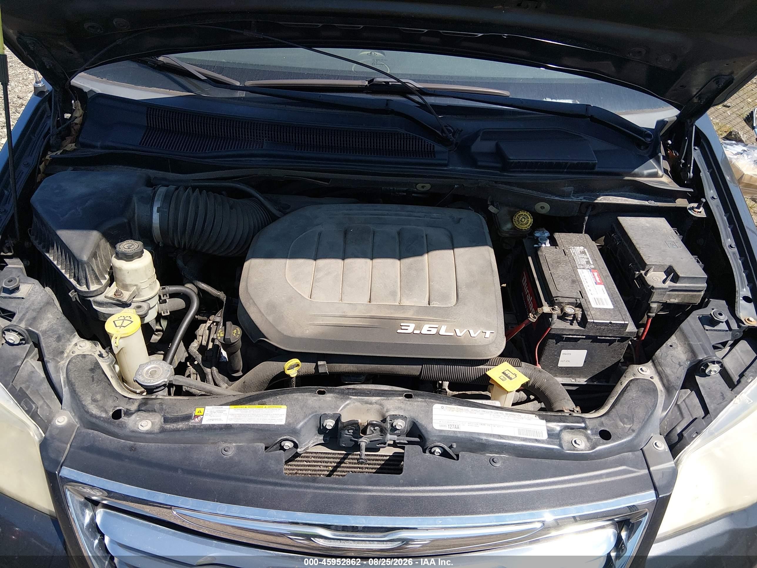 2011 Chrysler Town & Country Touring-l Gray vin: 2A4RR8DG3BR617172