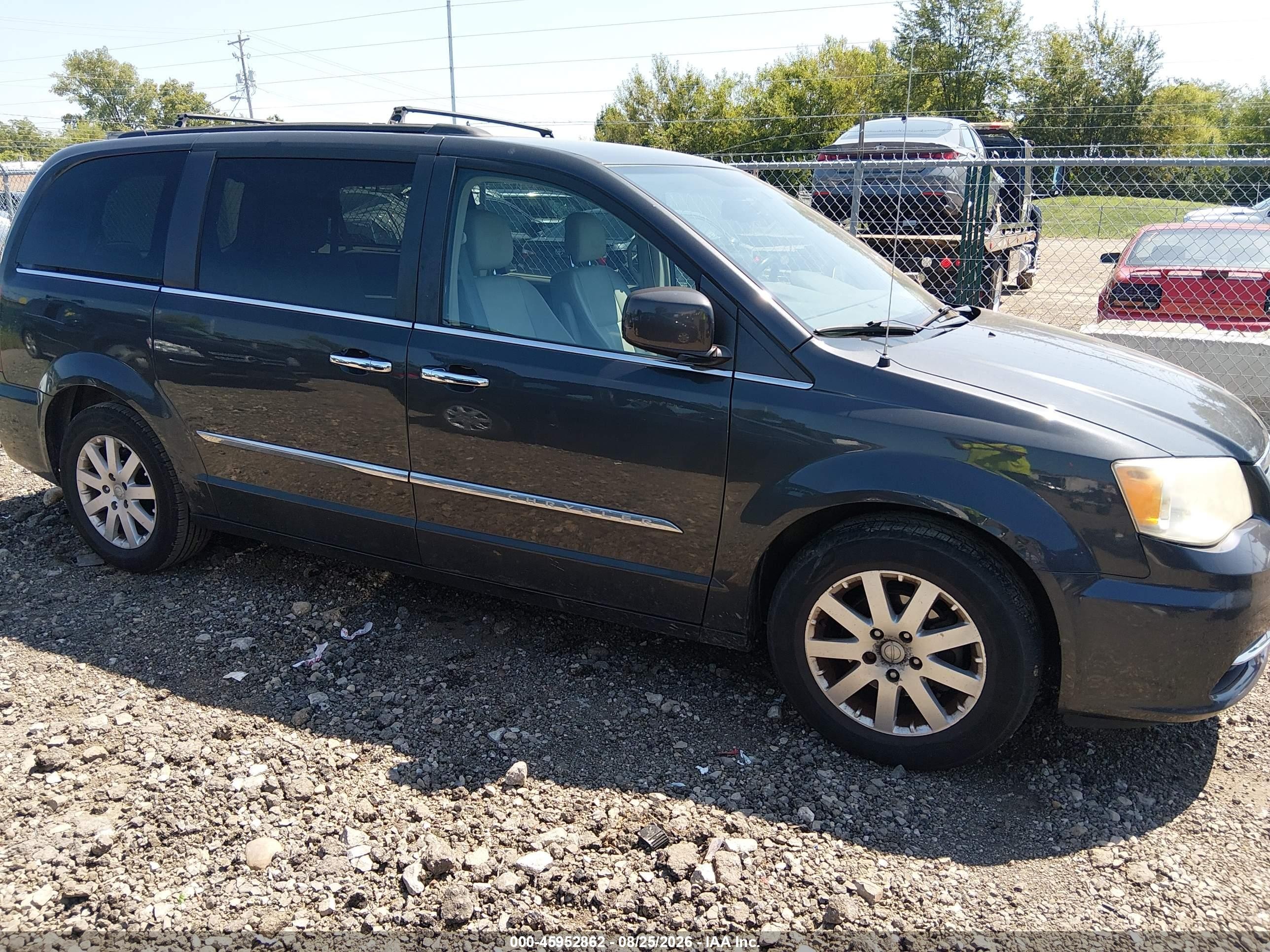 2011 Chrysler Town & Country Touring-l Gray vin: 2A4RR8DG3BR617172