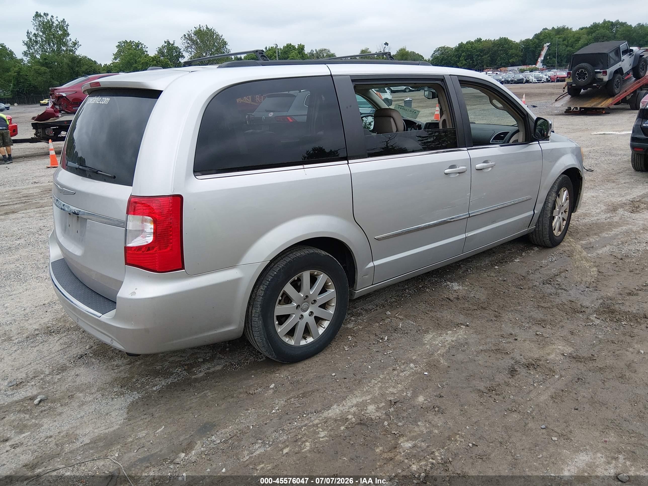 2011 Chrysler Town & Country Touring-l Silver vin: 2A4RR8DG3BR779884