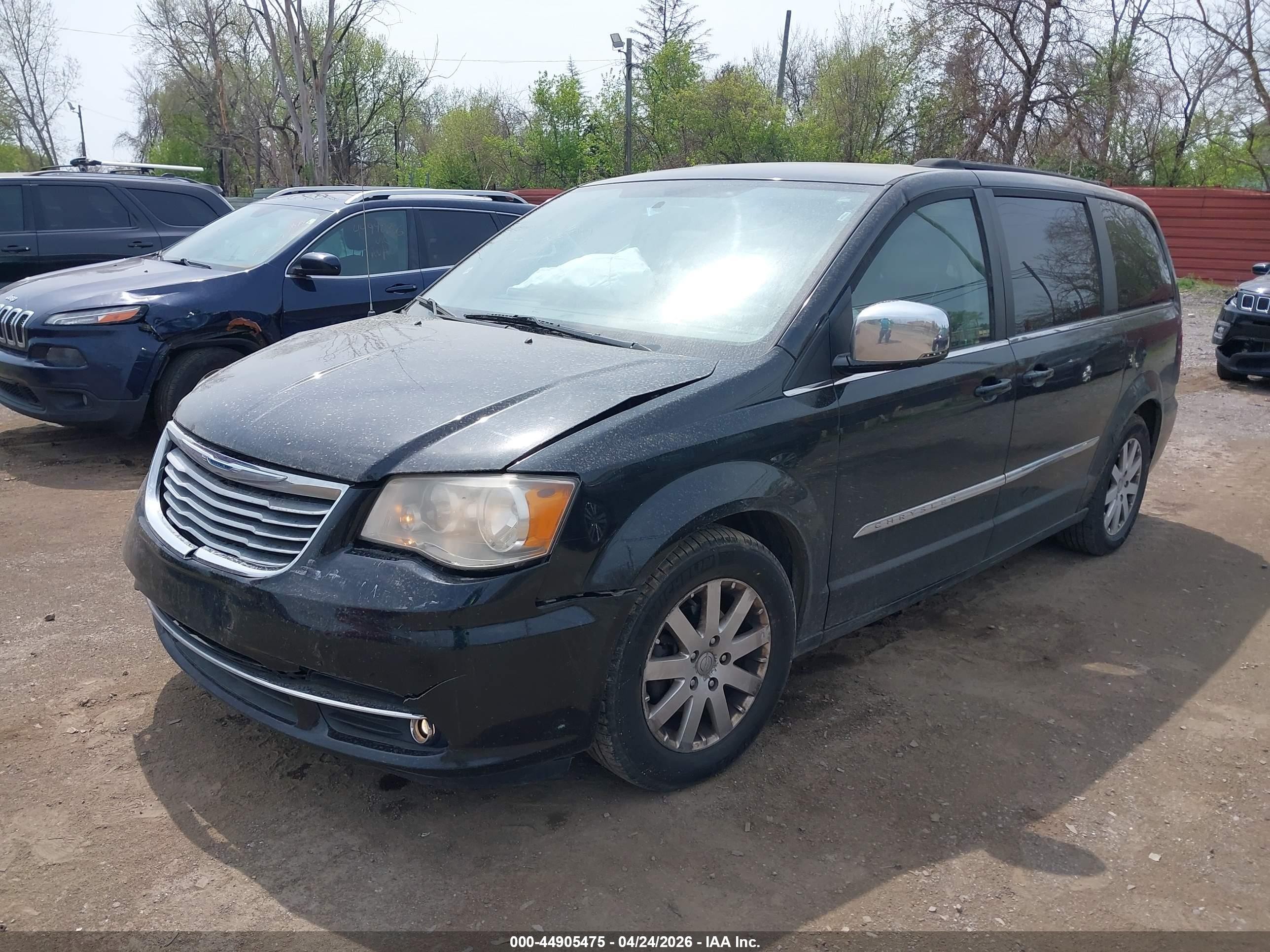 2011 Chrysler Town & Country Touring-l Black vin: 2A4RR8DG4BR630755