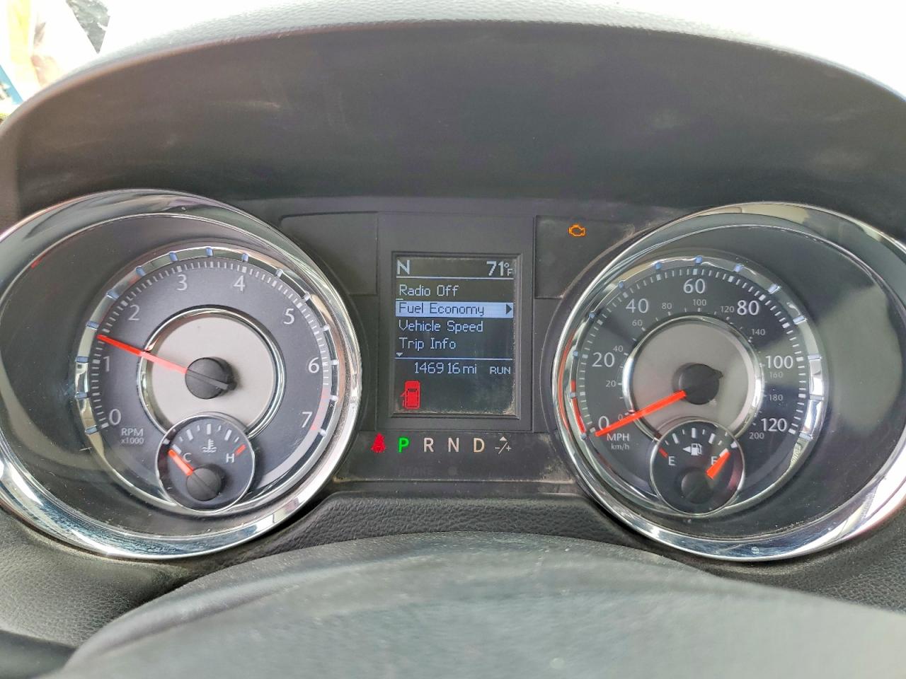2011 Chrysler Town & Country Touring L White vin: 2A4RR8DG4BR676151
