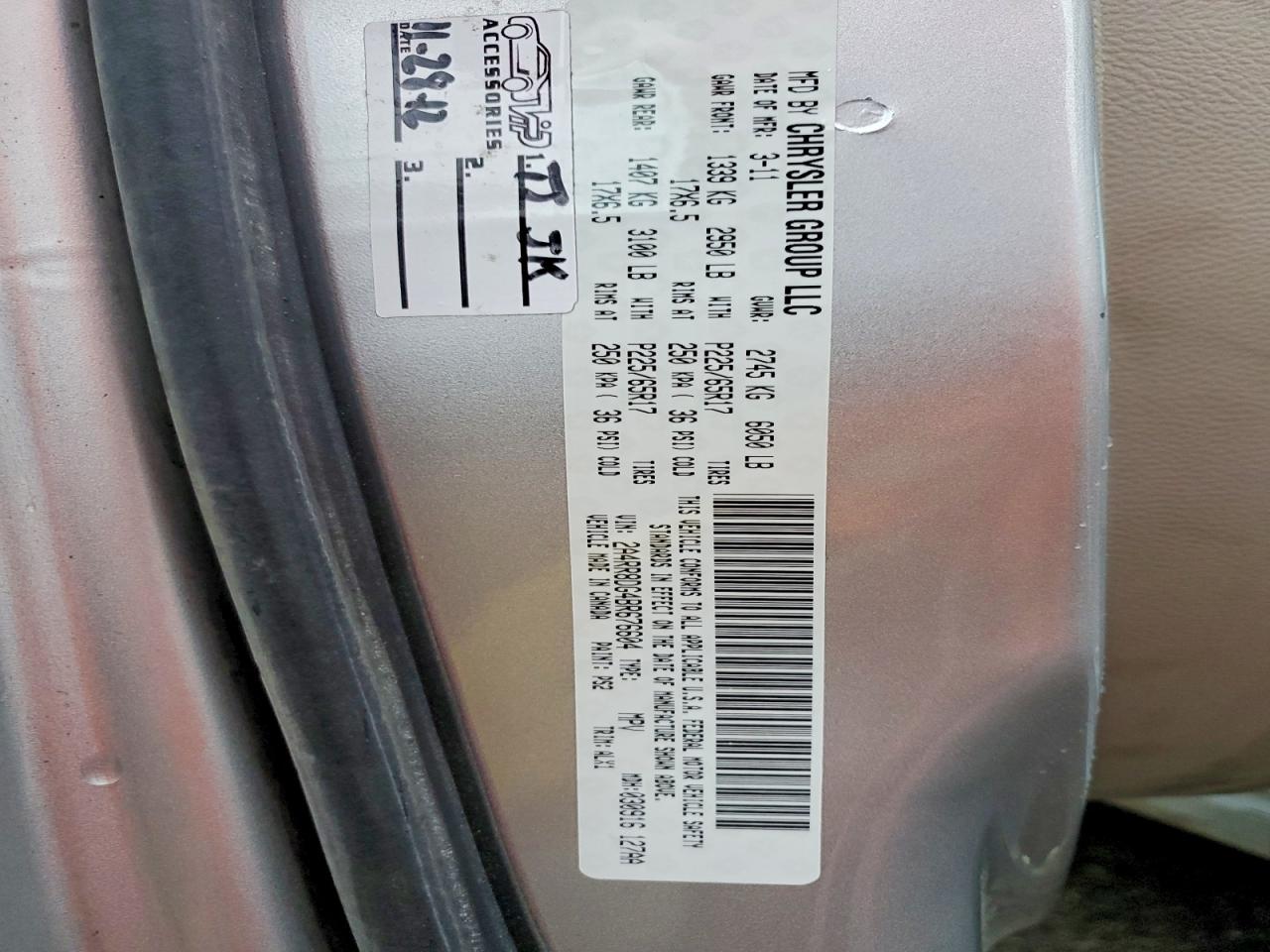 2011 Chrysler Town & Country Touring L Silver vin: 2A4RR8DG4BR676604