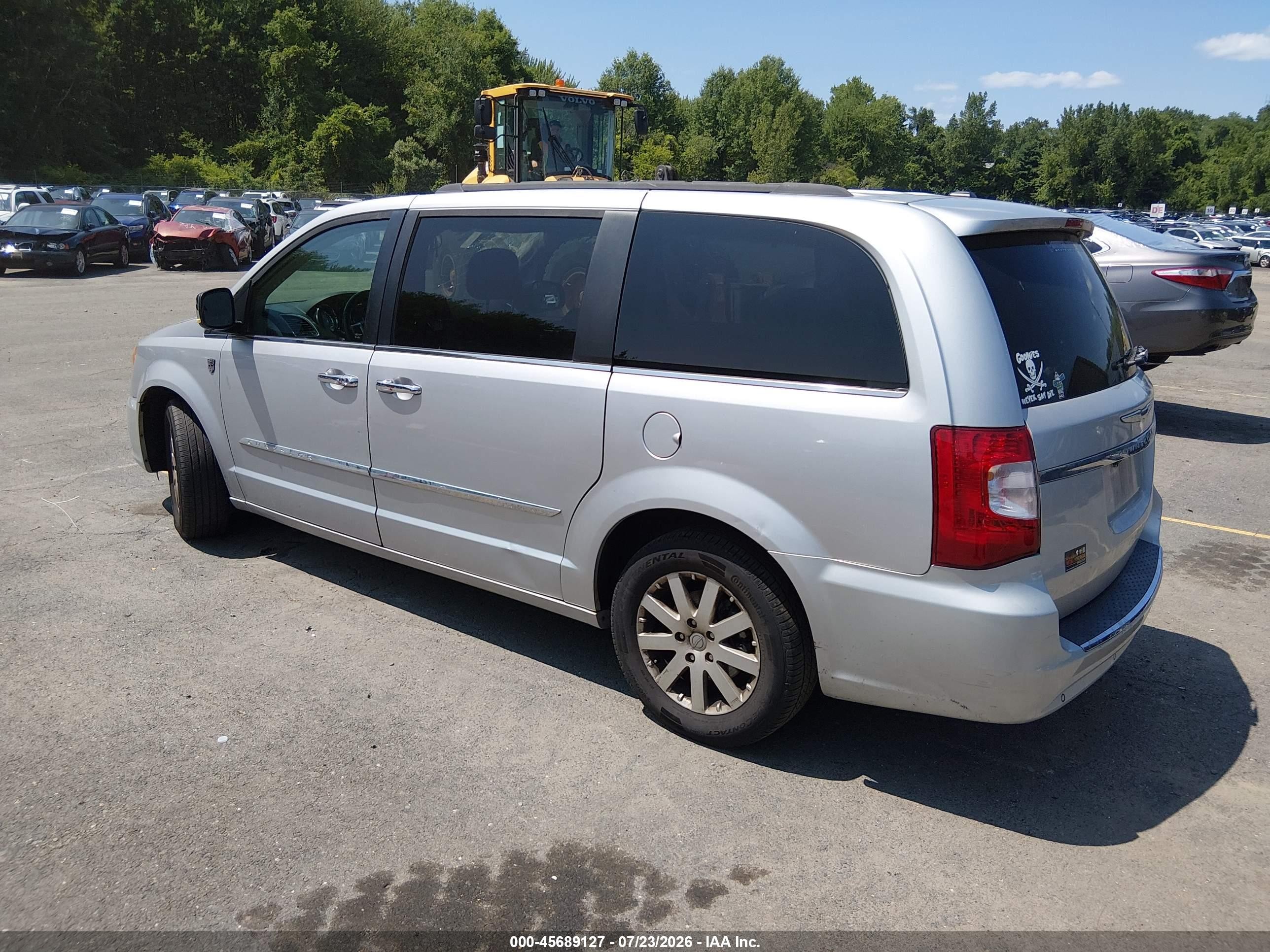 2011 Chrysler Town & Country Touring-l Silver vin: 2A4RR8DG4BR781482