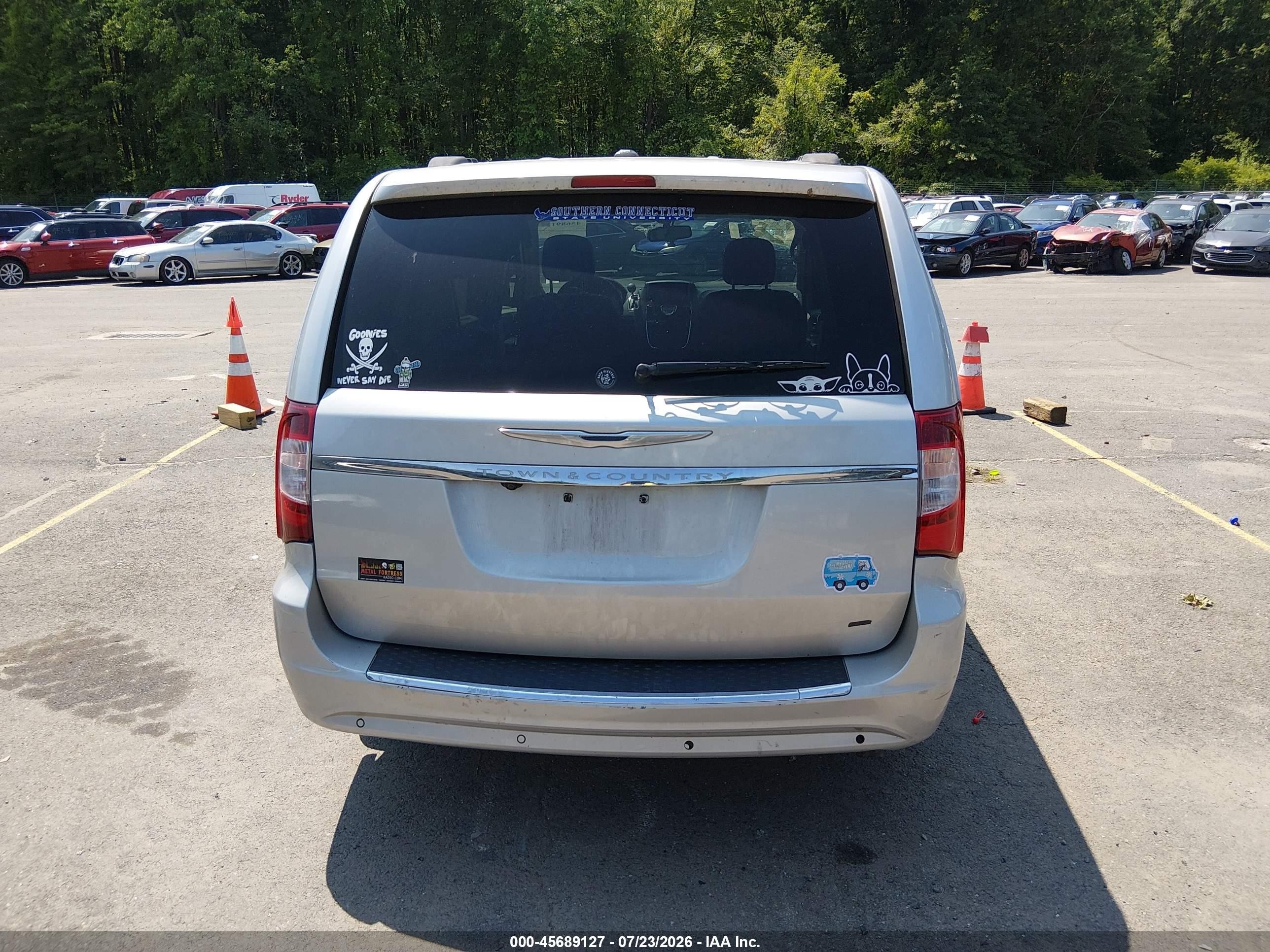 2011 Chrysler Town & Country Touring-l Silver vin: 2A4RR8DG4BR781482