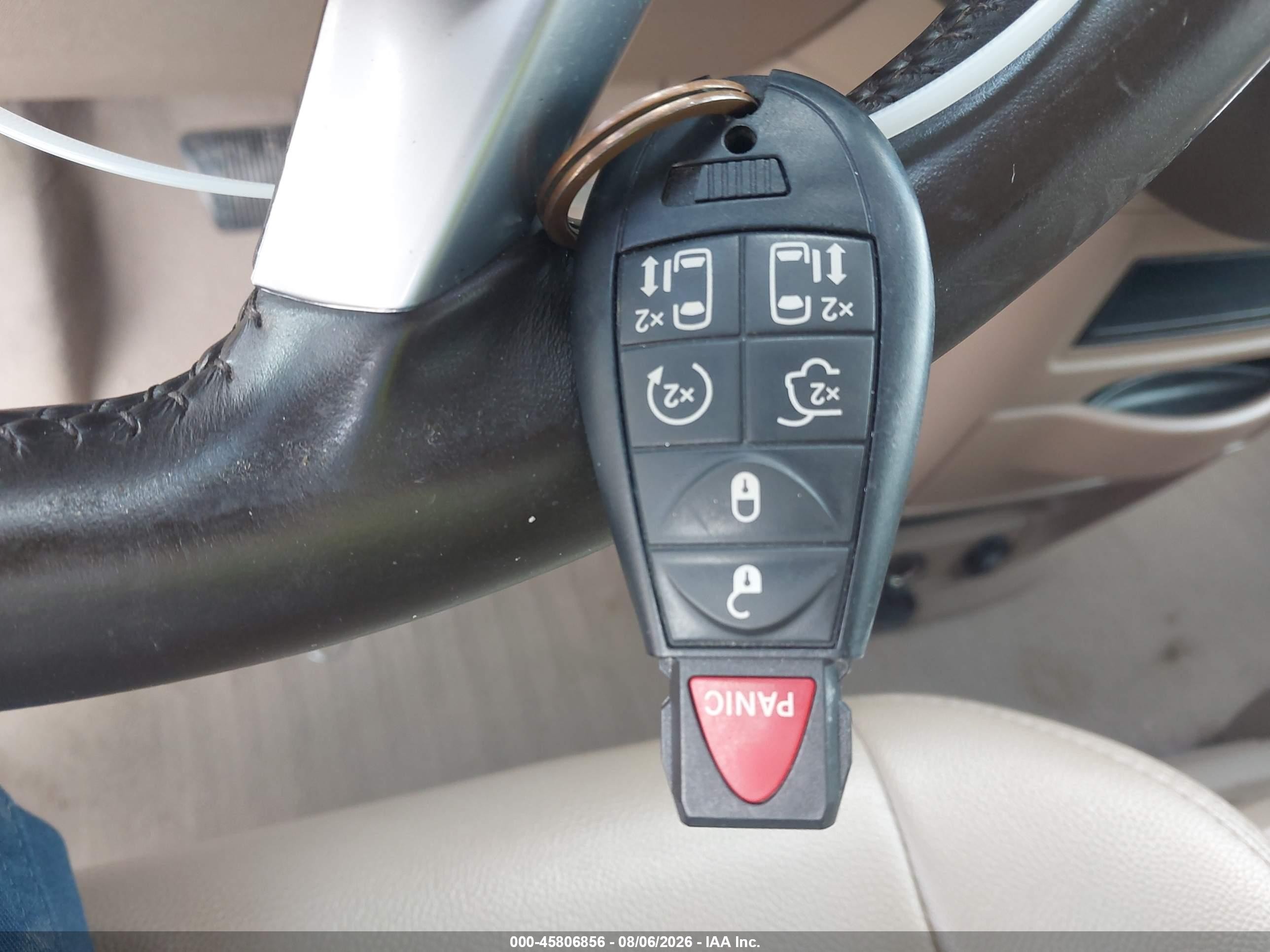 2011 Chrysler Town & Country Touring-l Gray vin: 2A4RR8DG5BR713093
