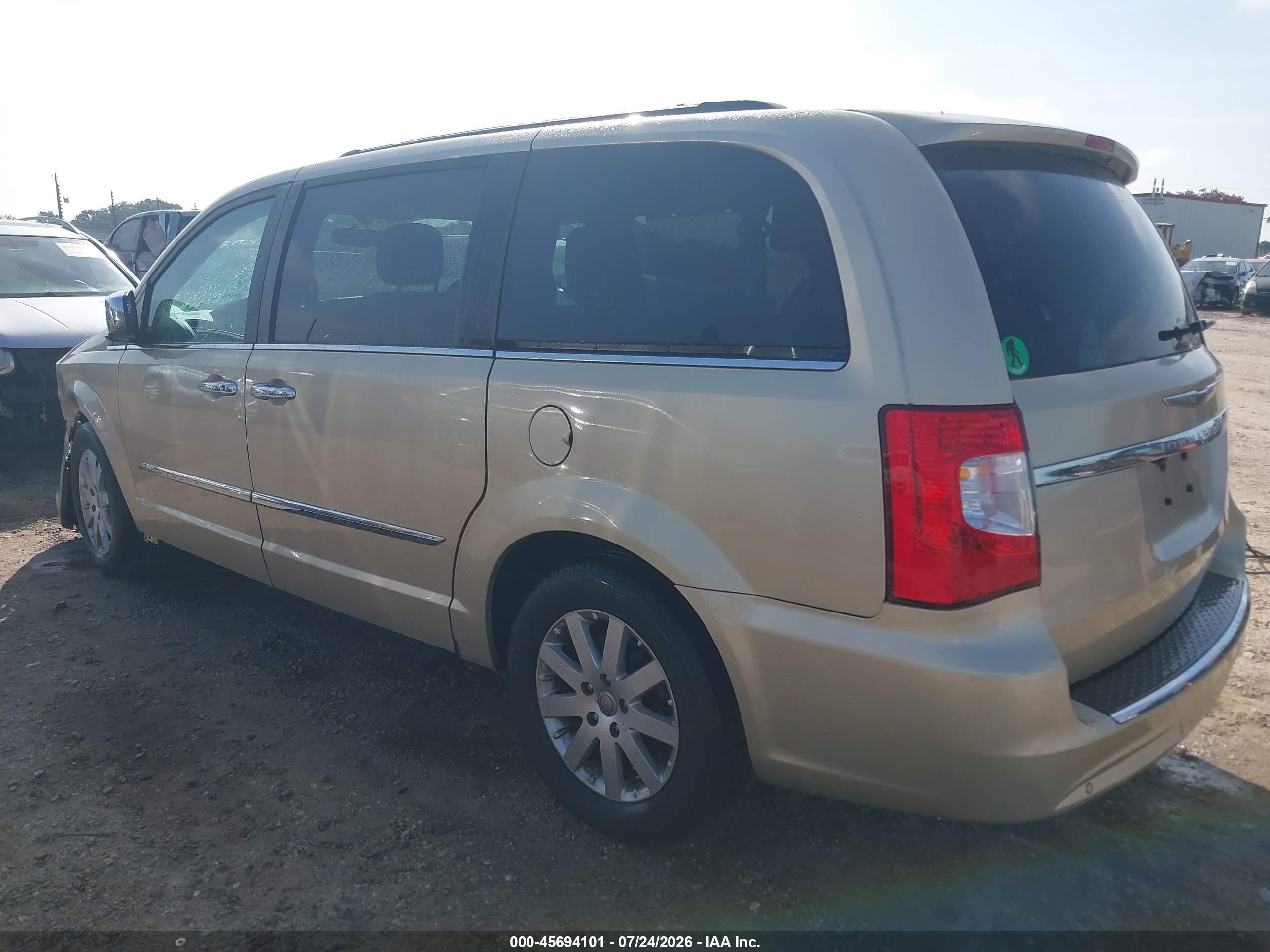 2011 Chrysler Town & Country Touring-l Tan vin: 2A4RR8DG5BR758129