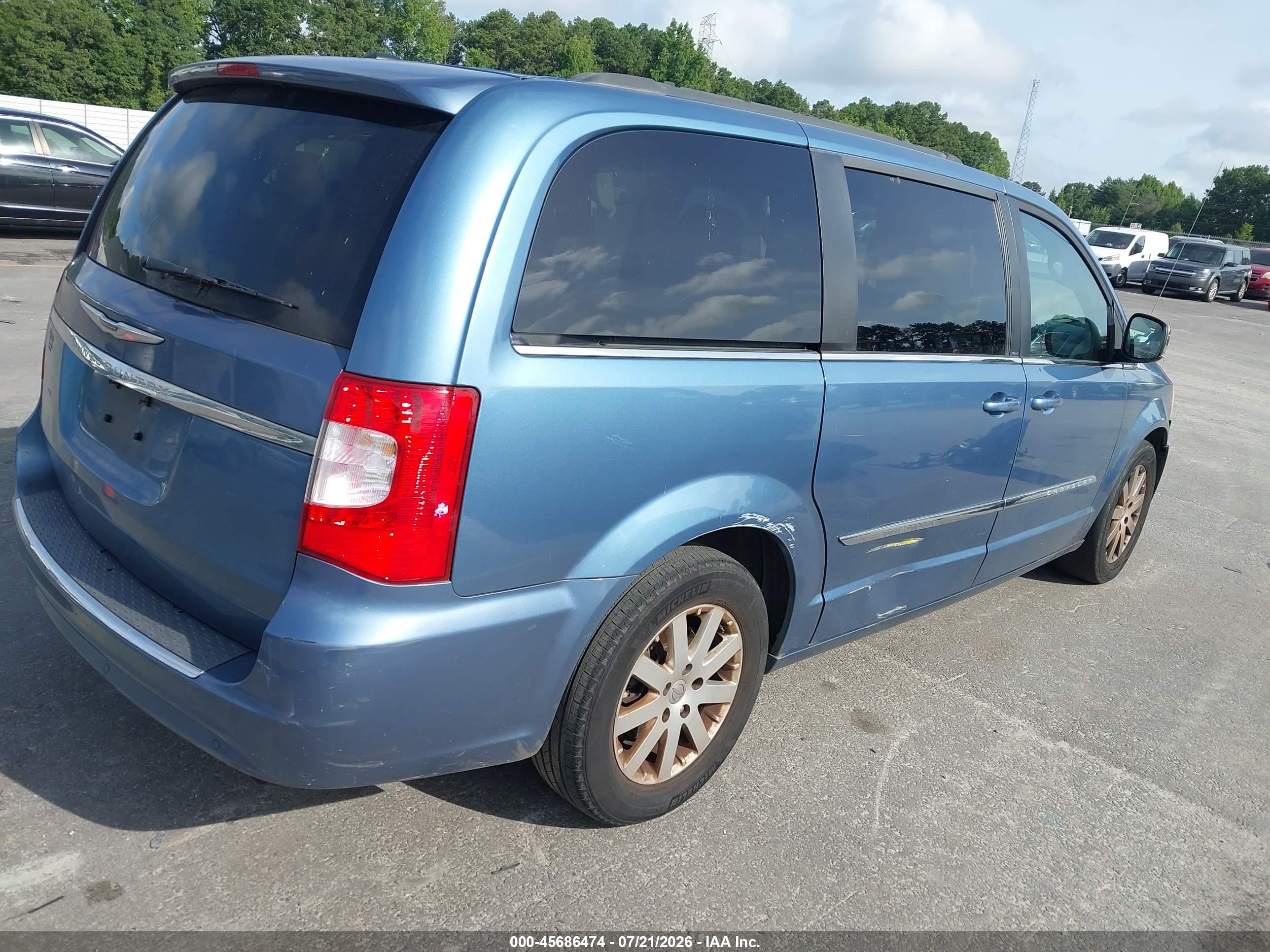 2011 Chrysler Town & Country Touring-l Gray vin: 2A4RR8DG5BR758745