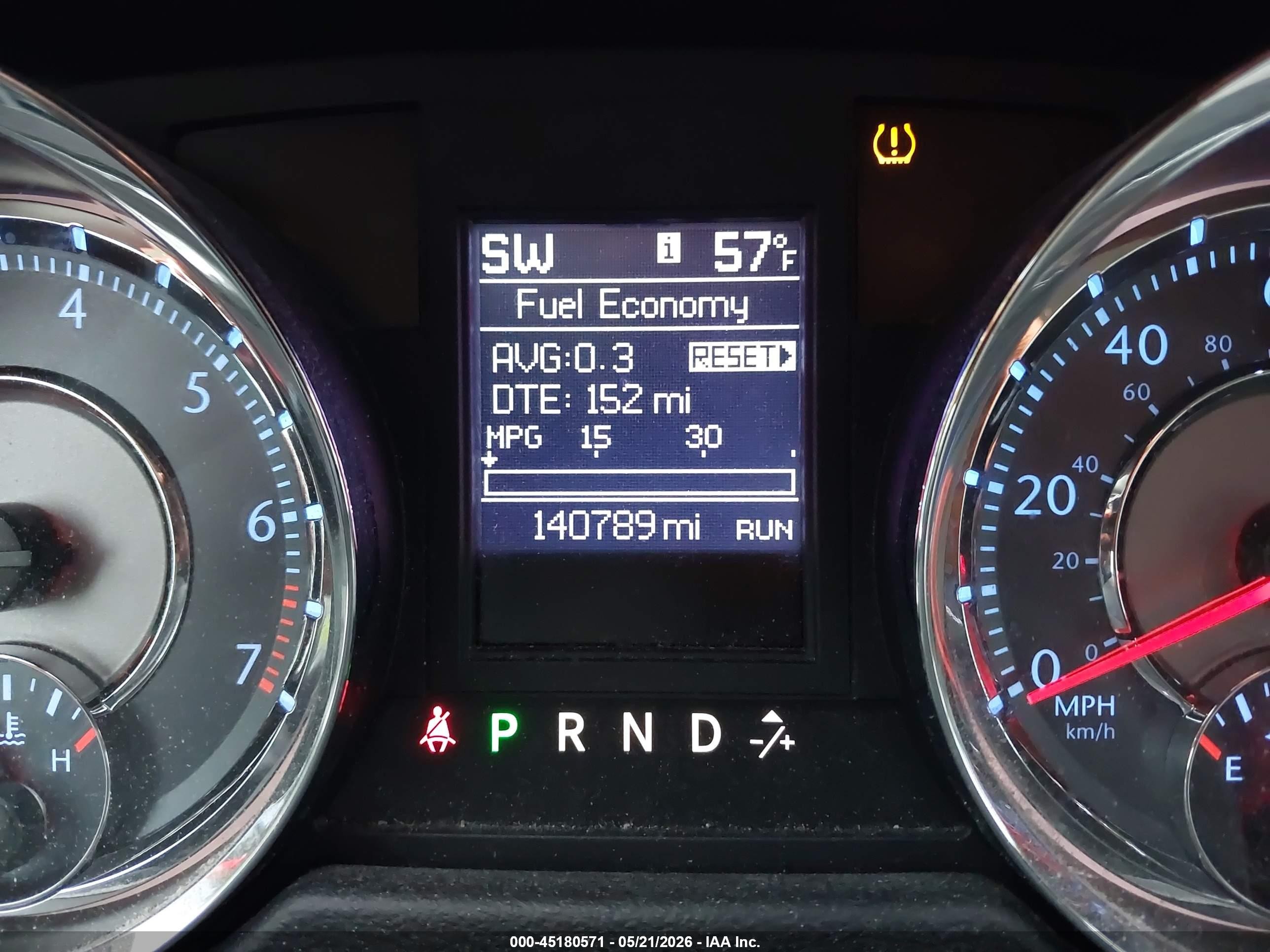 2011 Chrysler Town & Country Touring-l Серебряный vin: 2A4RR8DG7BR614971