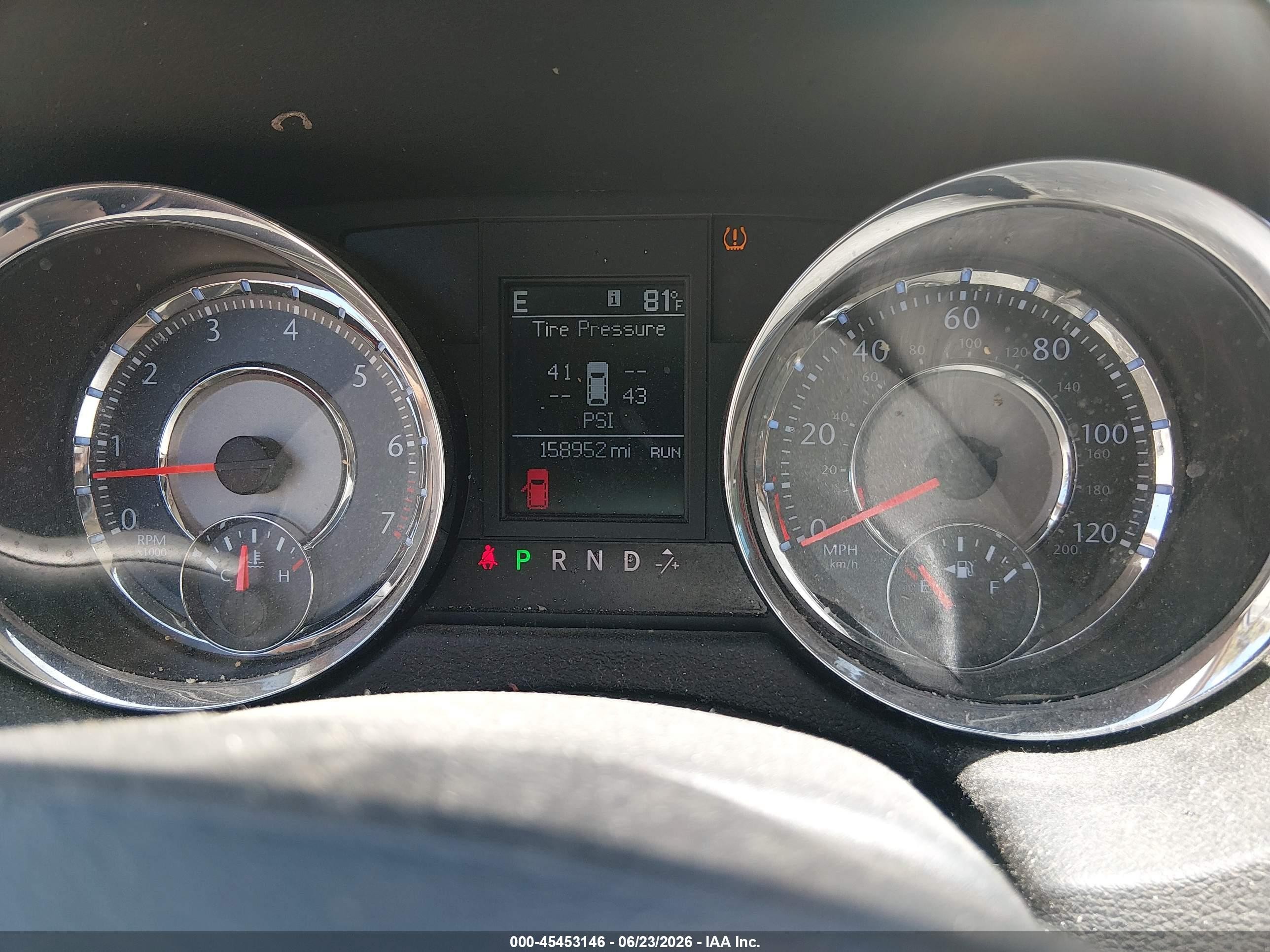 2011 Chrysler Town & Country Touring-l Silver vin: 2A4RR8DG7BR703116