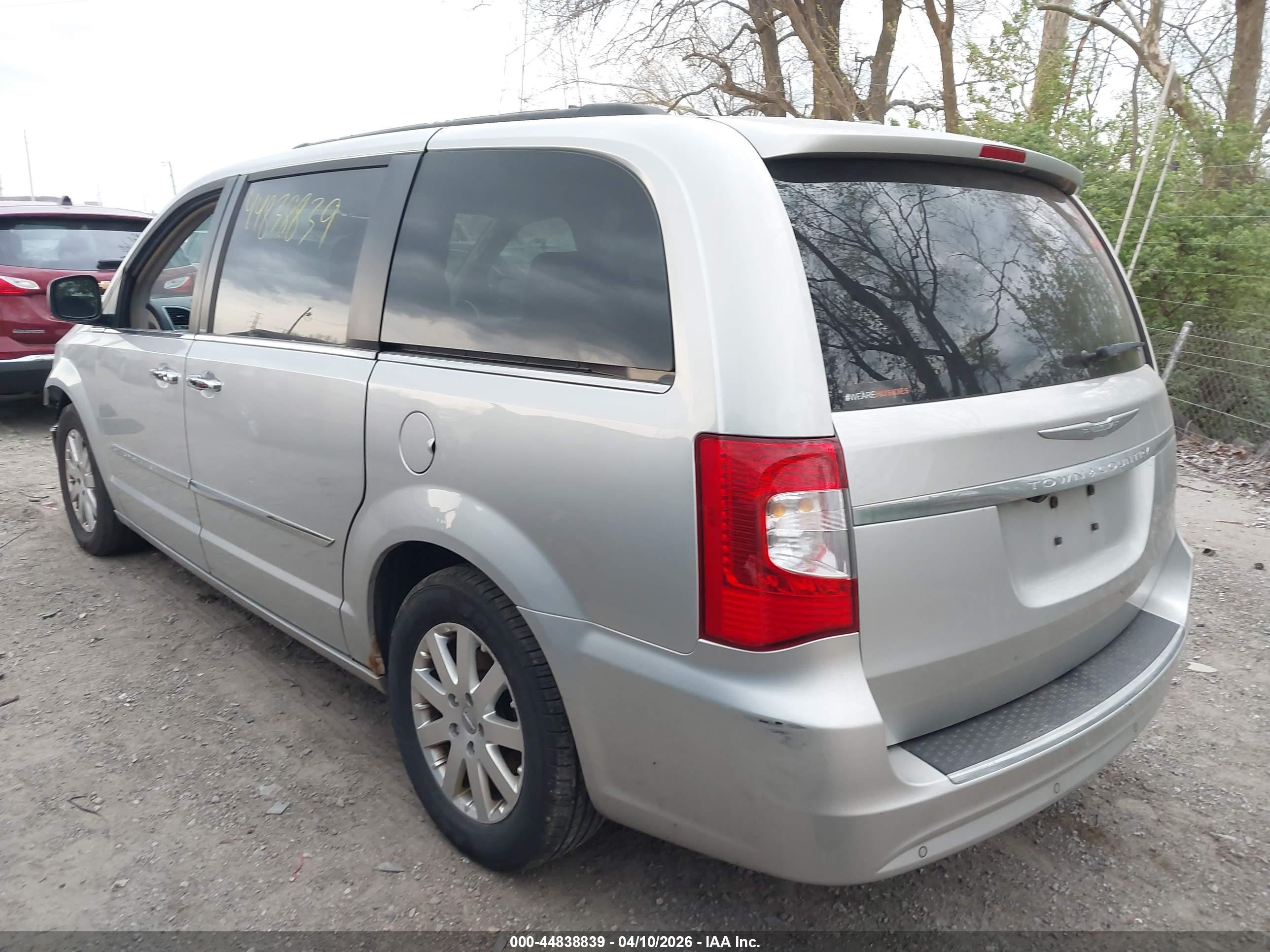 2011 Chrysler Town & Country Touring-l Silver vin: 2A4RR8DG9BR667218