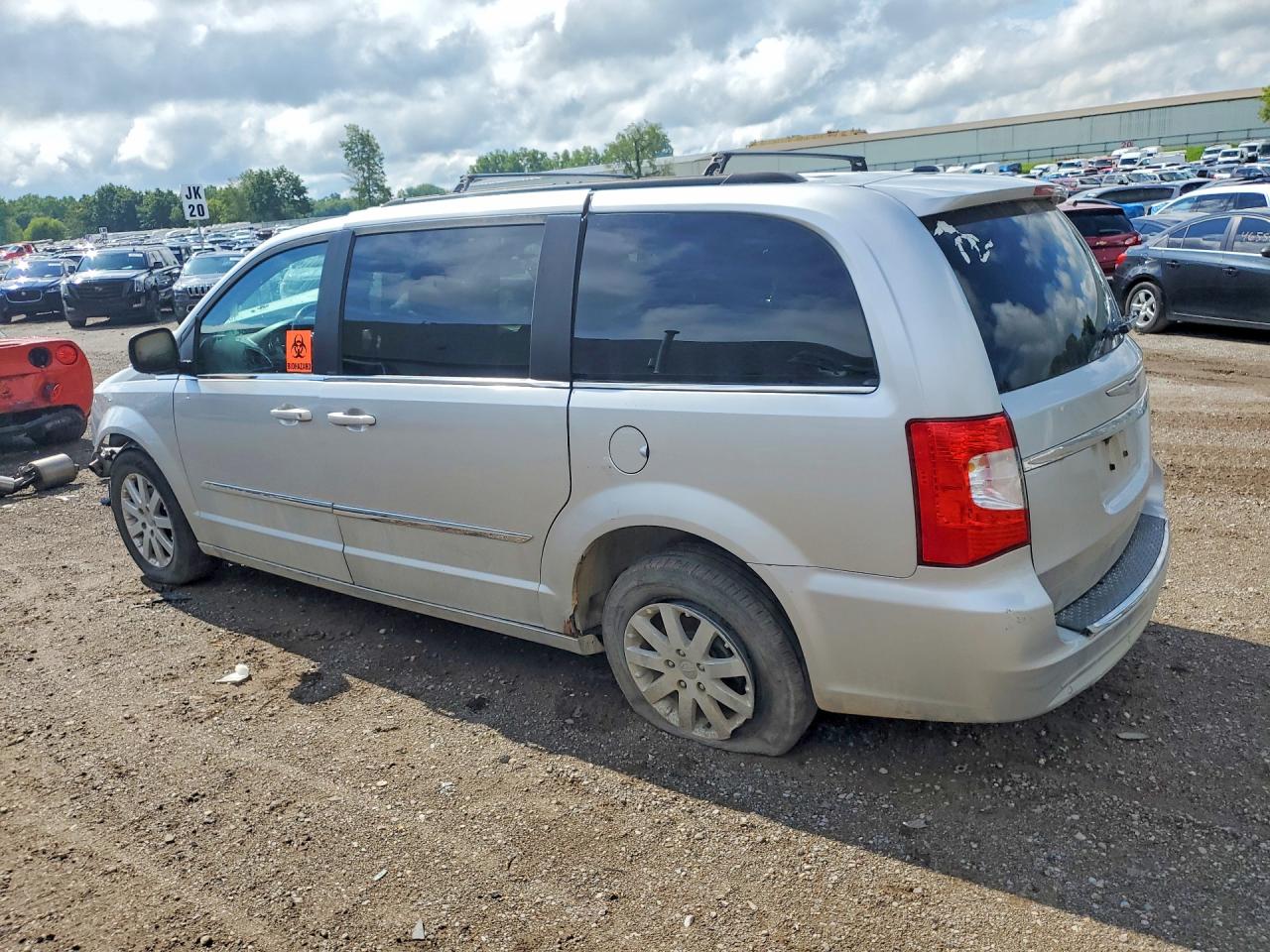 2011 Chrysler Town & Country Touring L Silver vin: 2A4RR8DG9BR713680