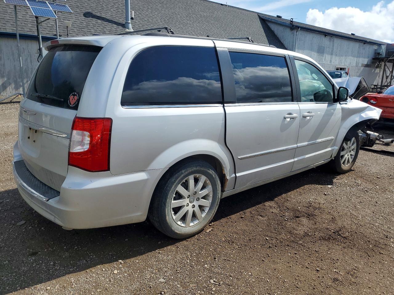 2011 Chrysler Town & Country Touring L Silver vin: 2A4RR8DG9BR713680