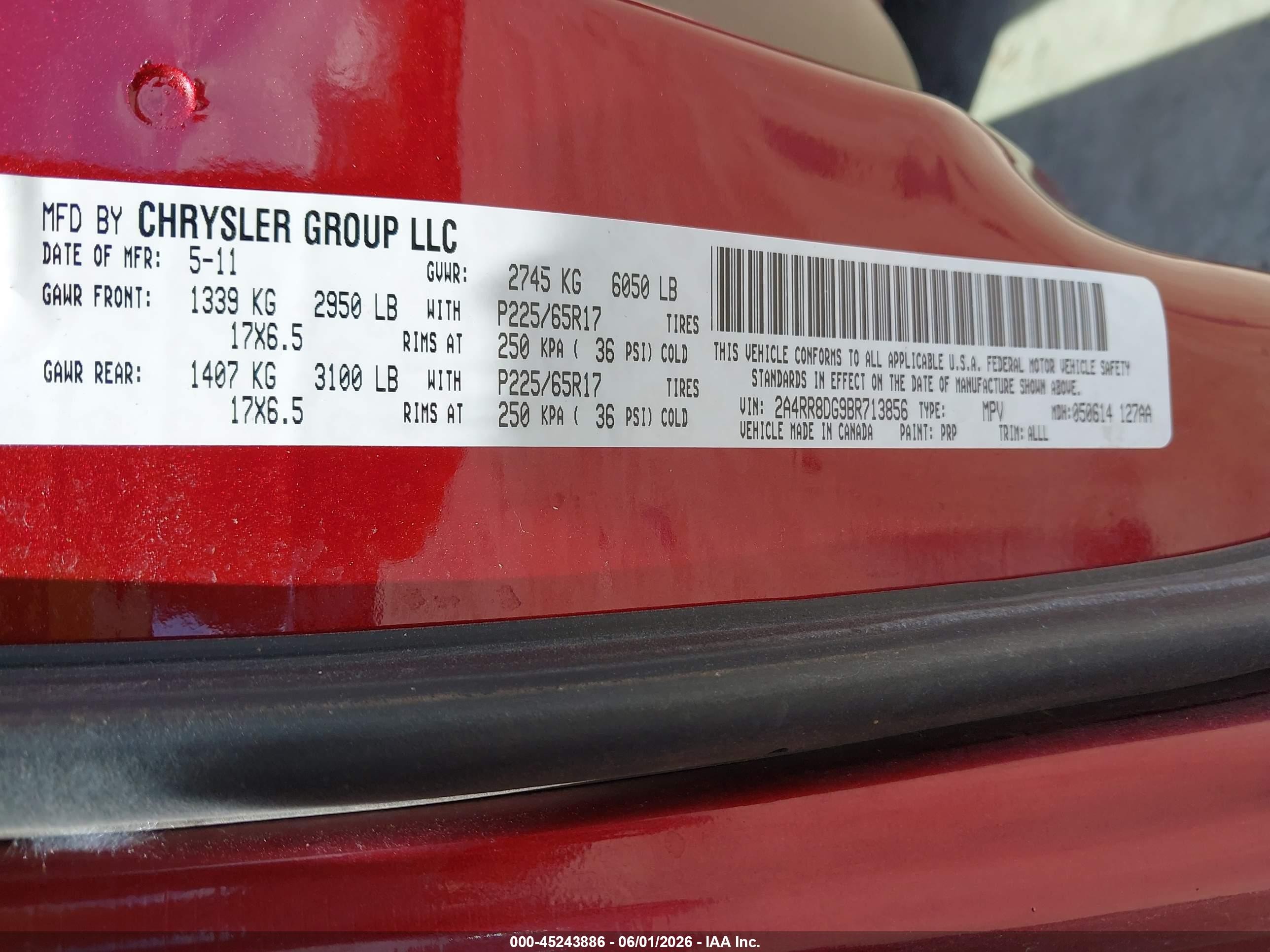 2011 Chrysler Town & Country Touring-l Red vin: 2A4RR8DG9BR713856