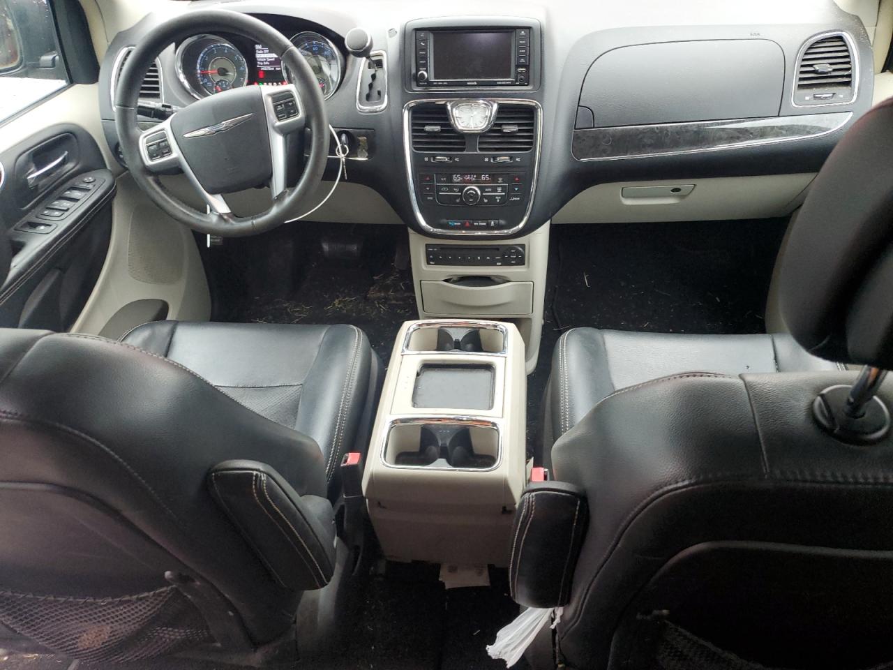 2011 Chrysler Town & Country Touring L Бордовый vin: 2A4RR8DG9BR745223