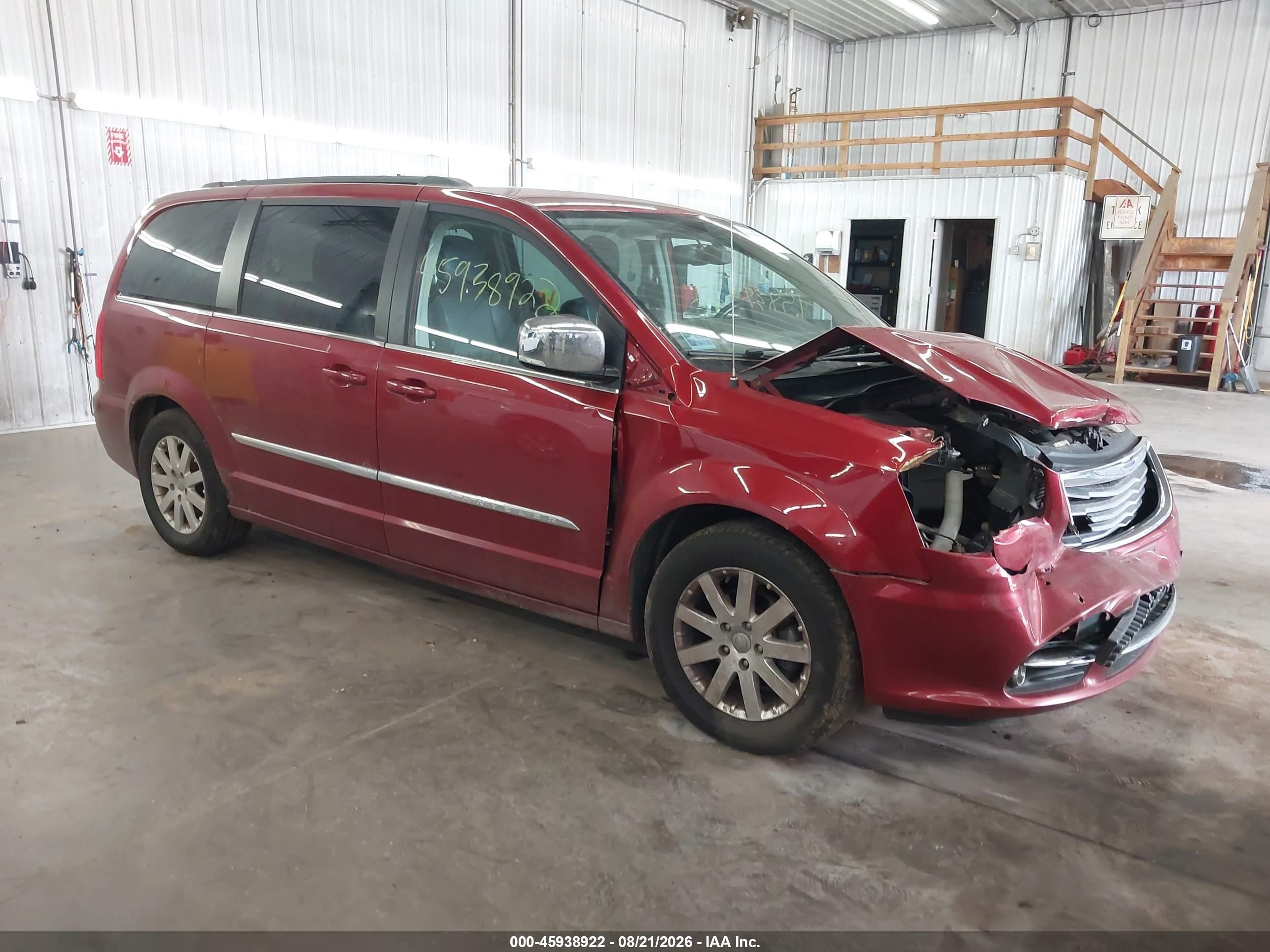 2011 Chrysler Town & Country Touring-l Красный vin: 2A4RR8DGXBR749989