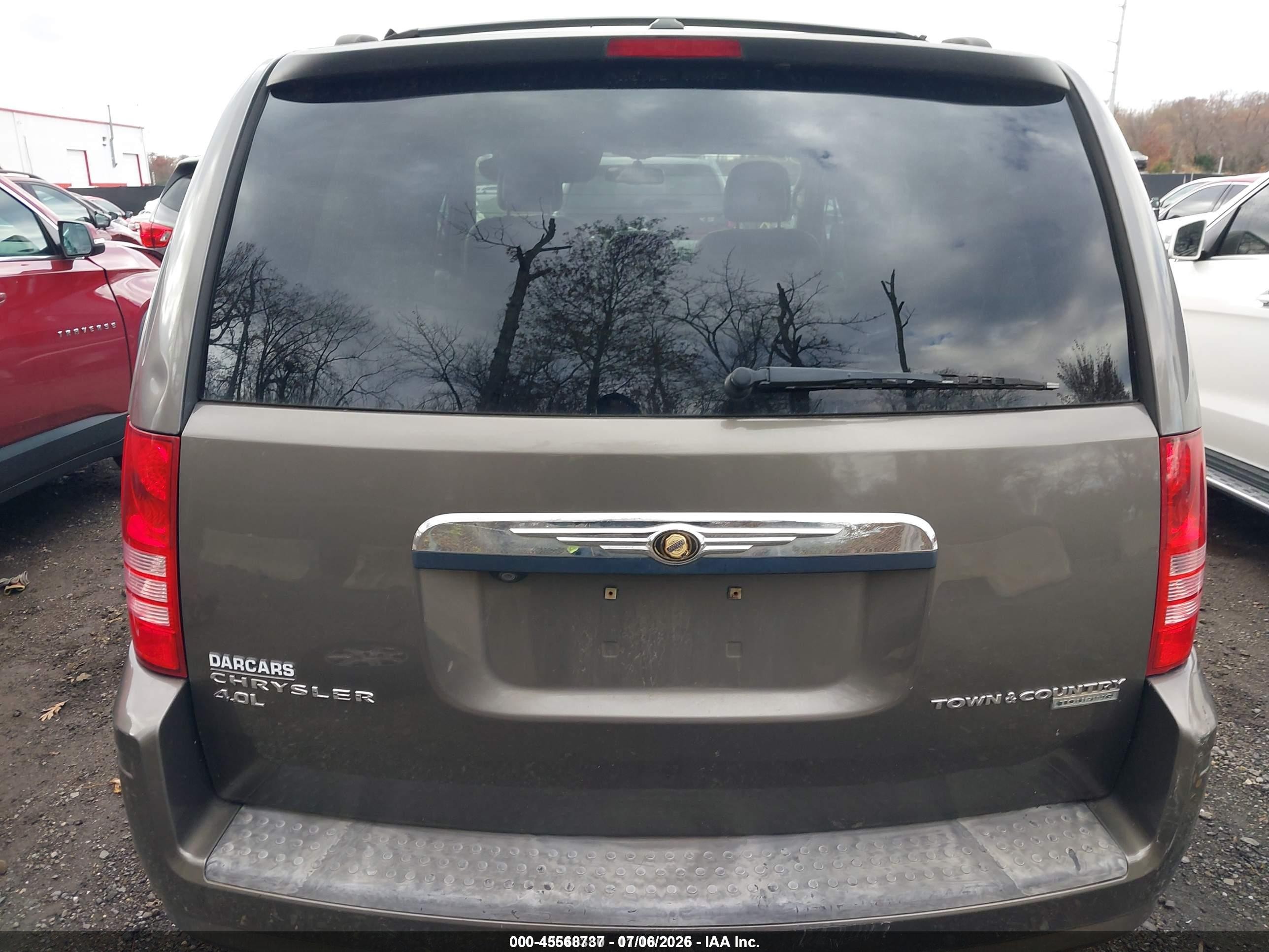 2010 Chrysler Town & Country Touring Plus Gray vin: 2A4RR8DX6AR405199