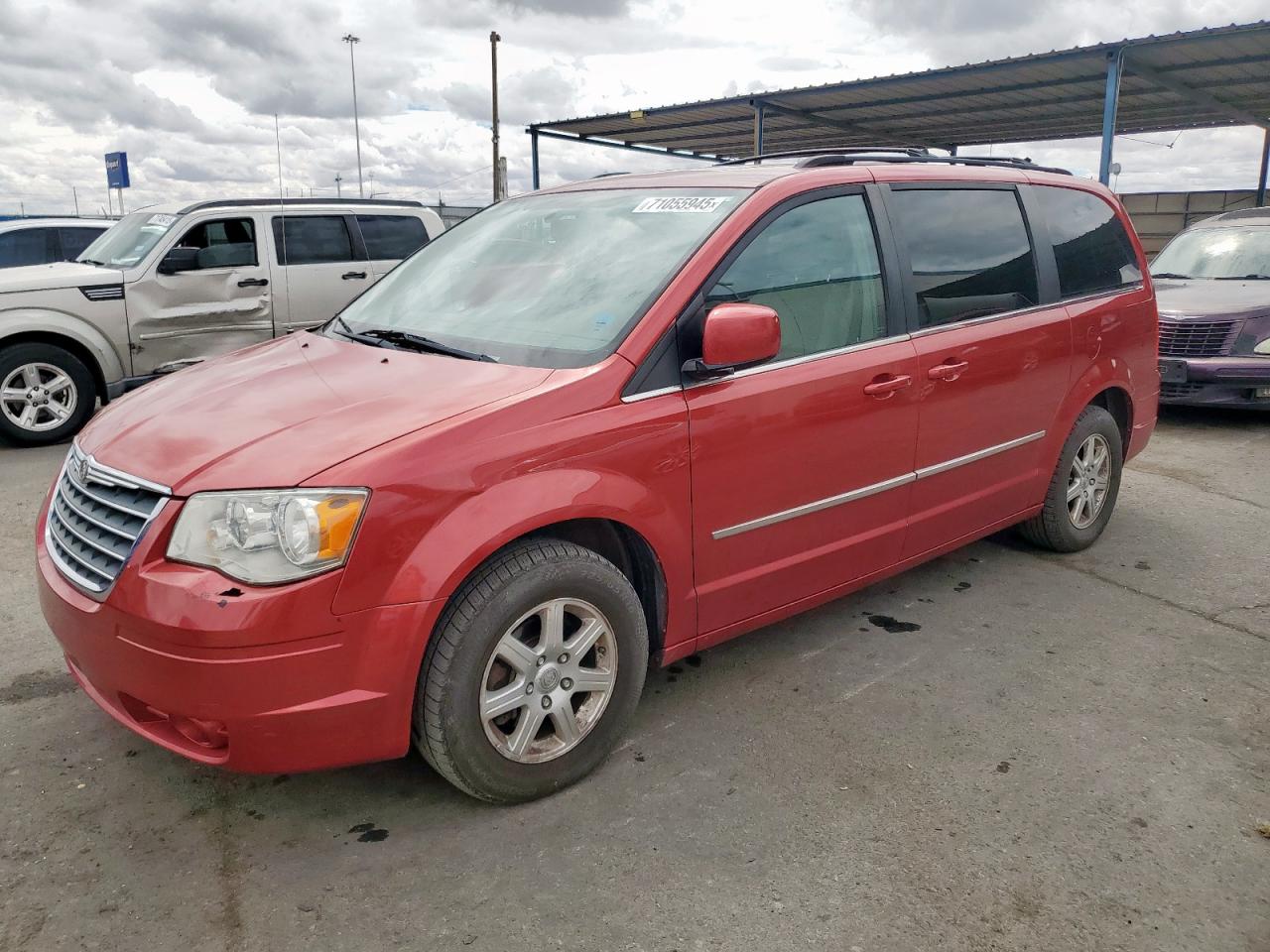 2010 Chrysler Town & Country Touring Plus Red vin: 2A4RR8DX7AR358376