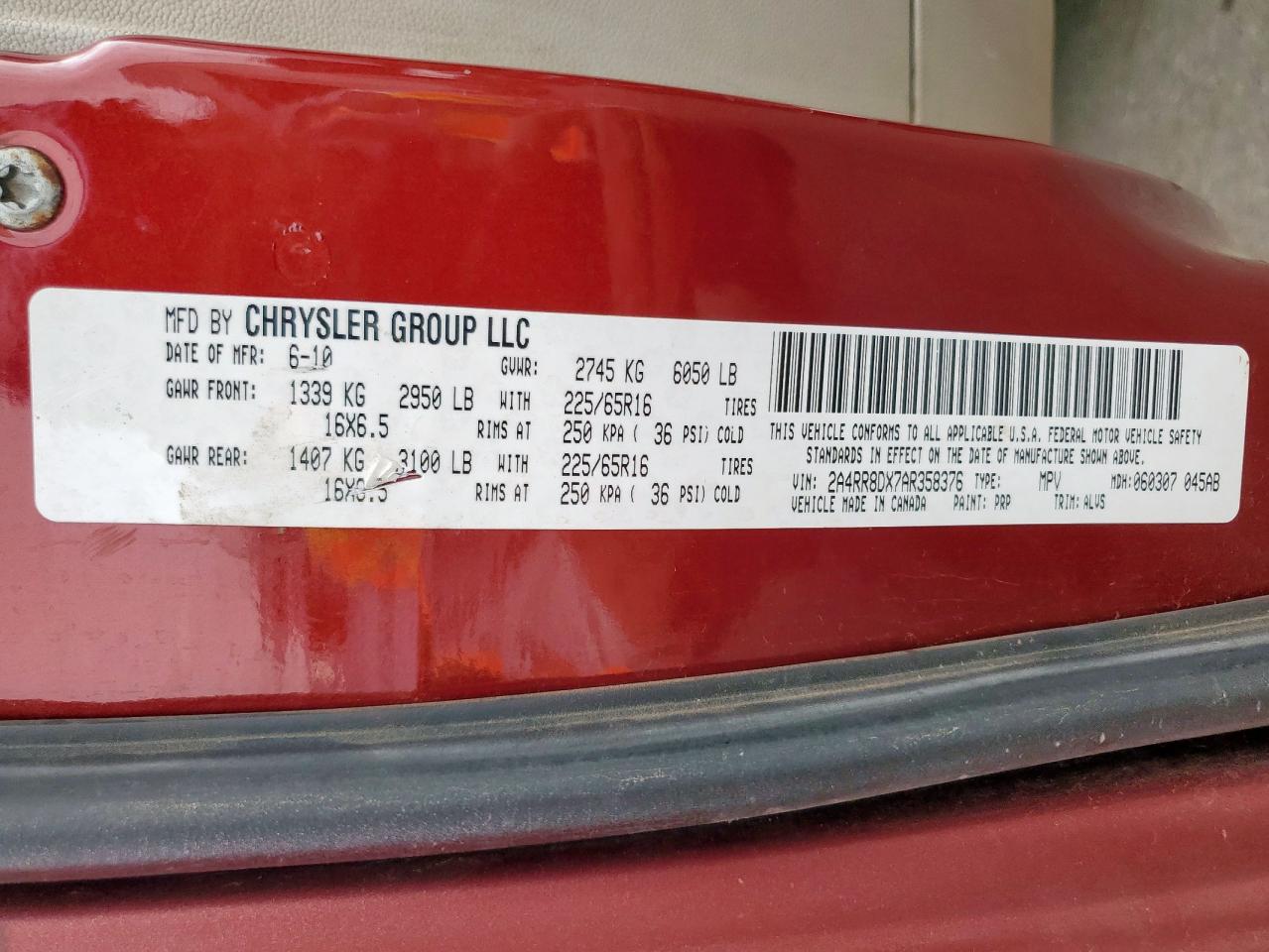 2010 Chrysler Town & Country Touring Plus Red vin: 2A4RR8DX7AR358376
