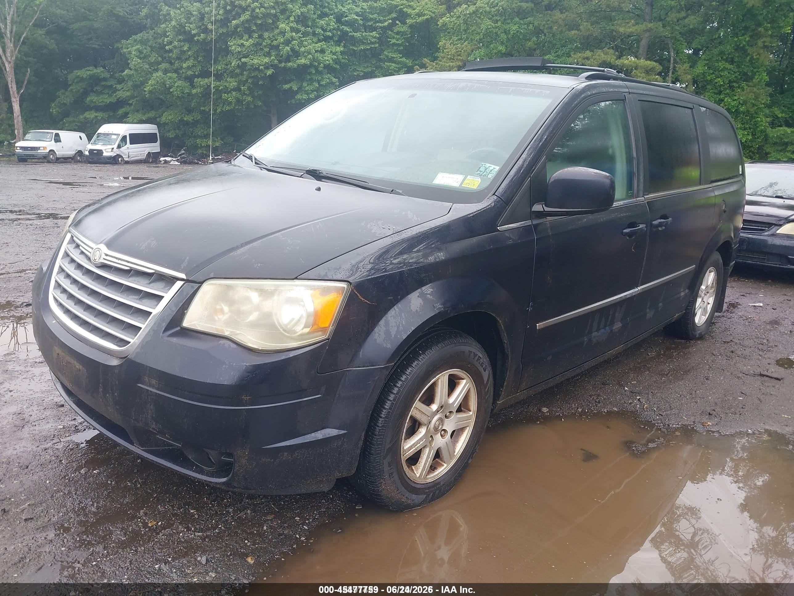 2010 Chrysler Town & Country Touring Plus Blue vin: 2A4RR8DXXAR320401