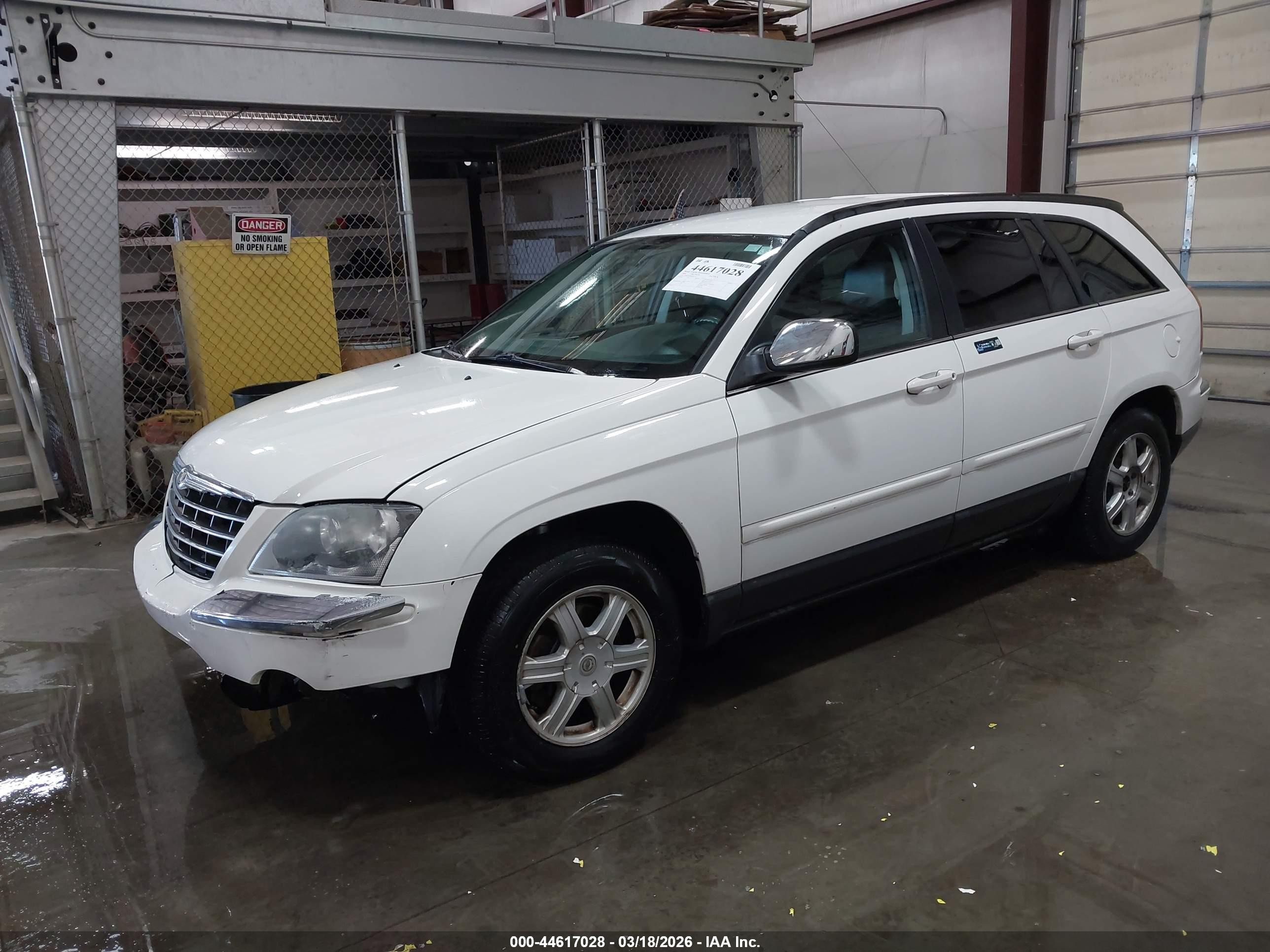 2006 Chrysler Pacifica Touring White vin: 2A8GF68486R824357