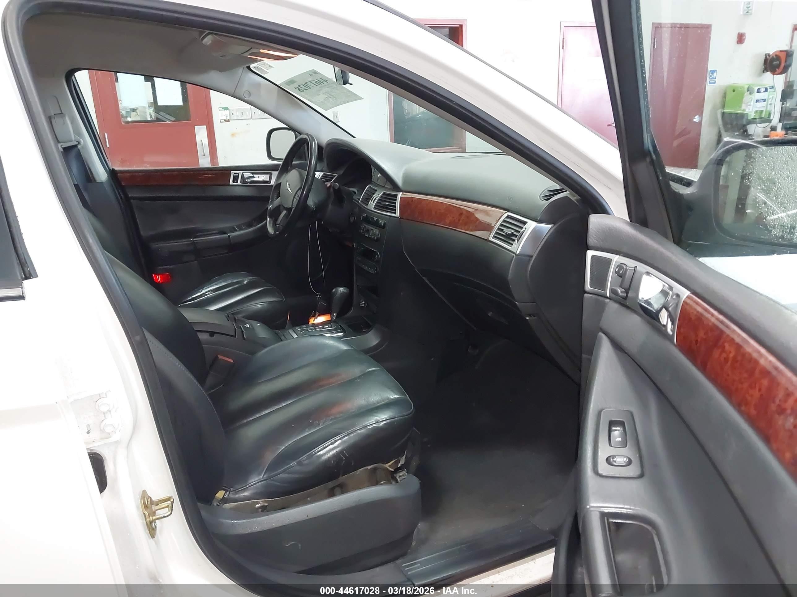 2006 Chrysler Pacifica Touring White vin: 2A8GF68486R824357