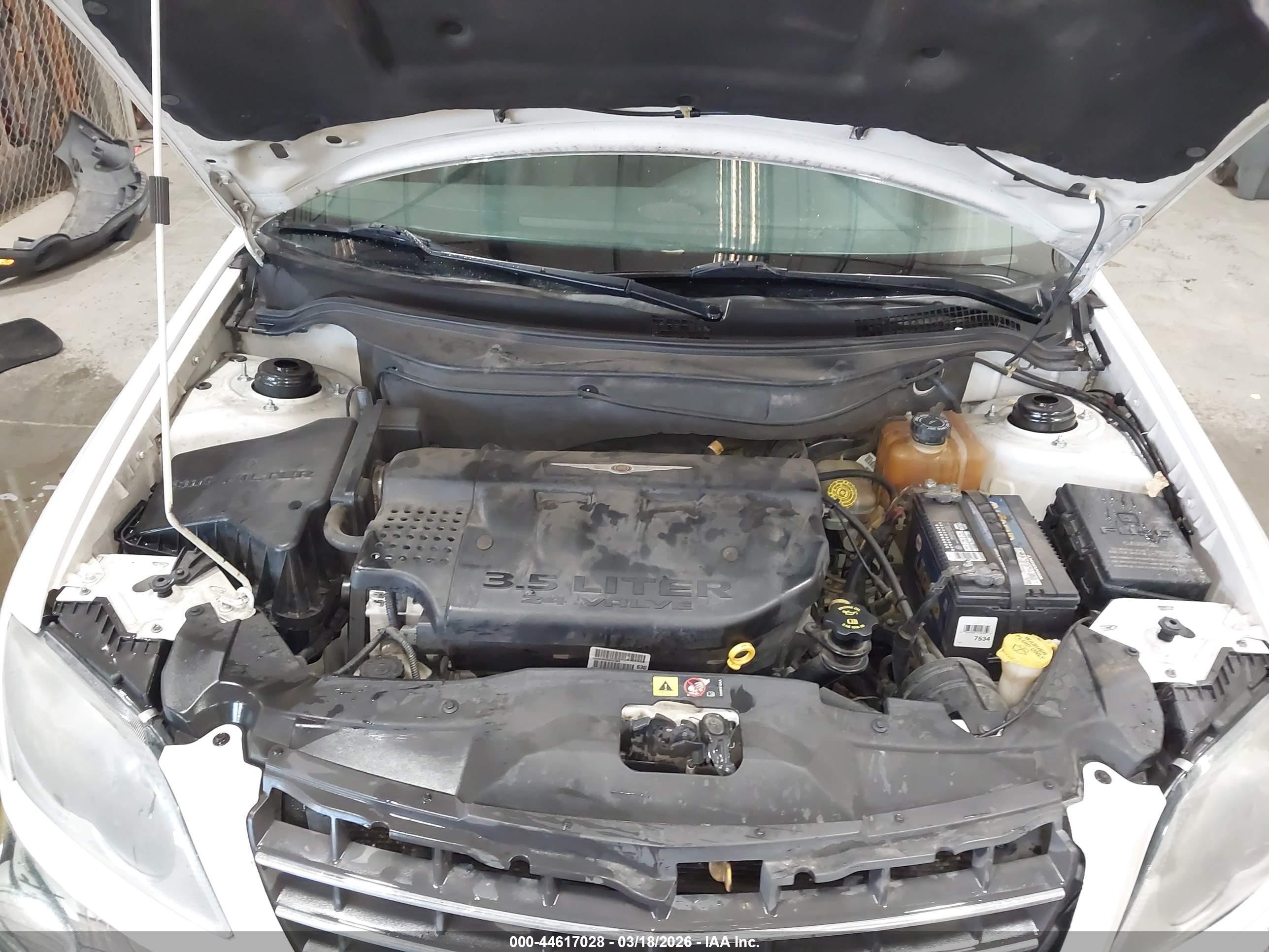 2006 Chrysler Pacifica Touring White vin: 2A8GF68486R824357