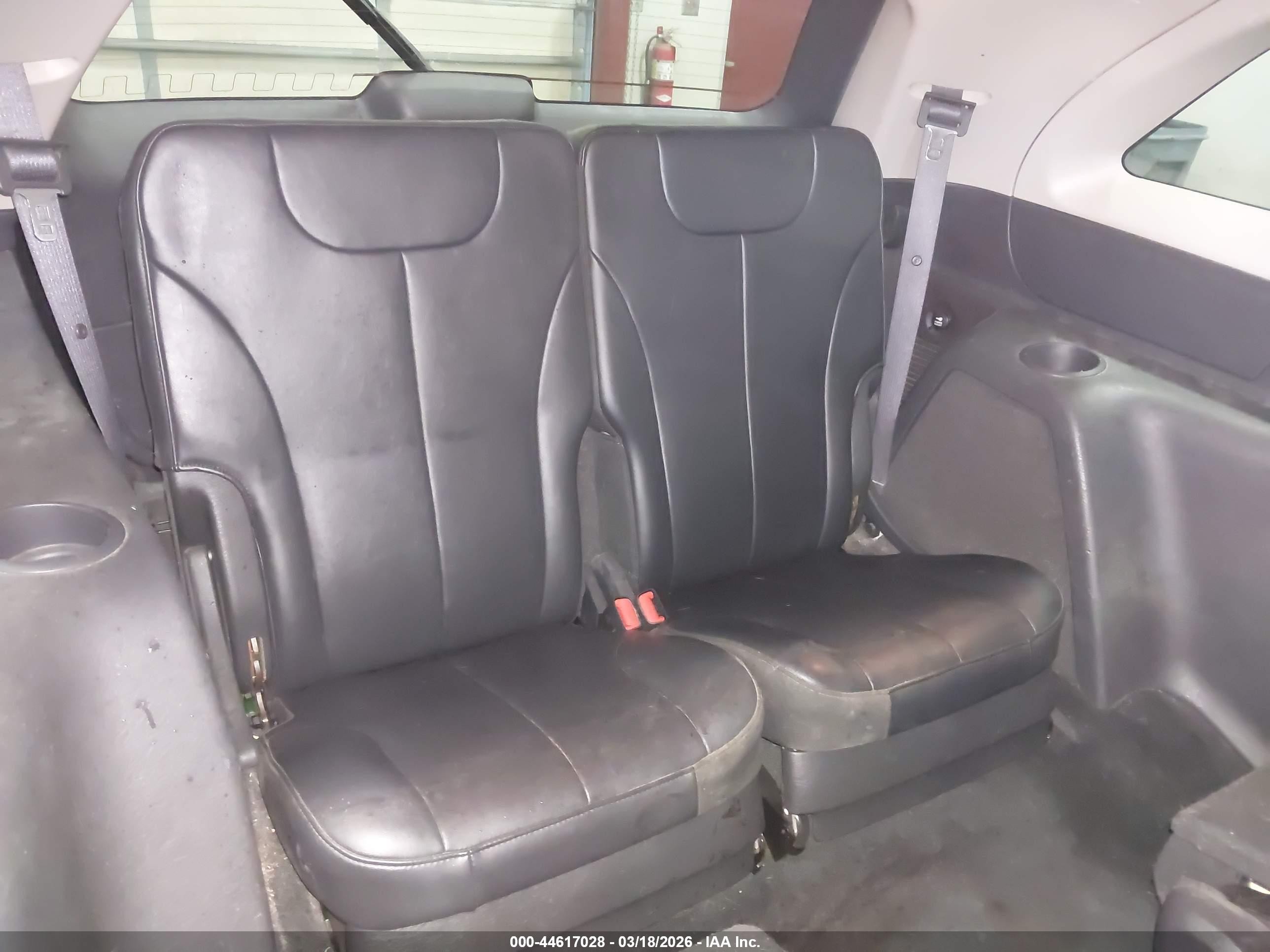 2006 Chrysler Pacifica Touring White vin: 2A8GF68486R824357