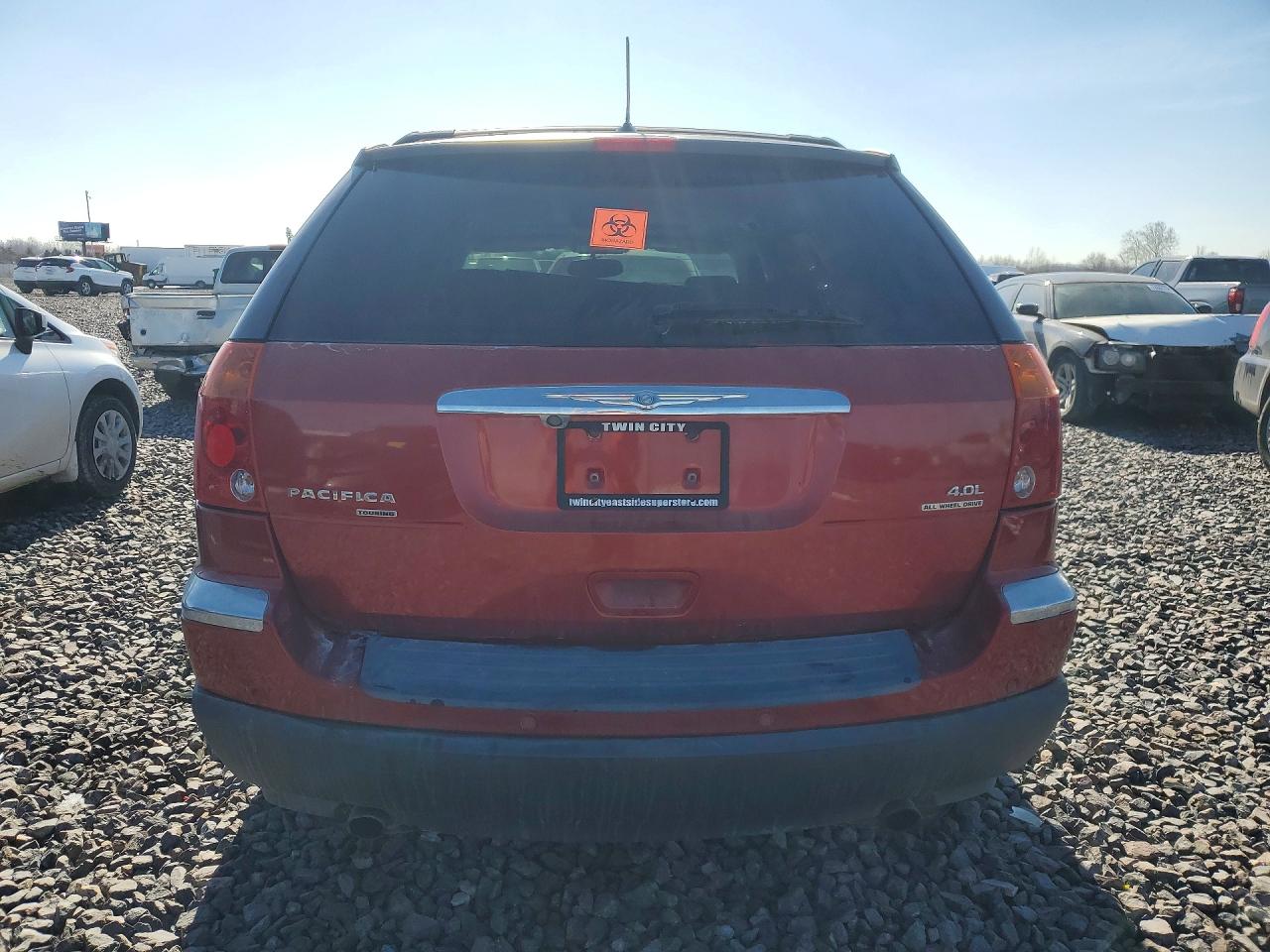 2007 Chrysler Pacifica Touring Red vin: 2A8GF68X07R307971