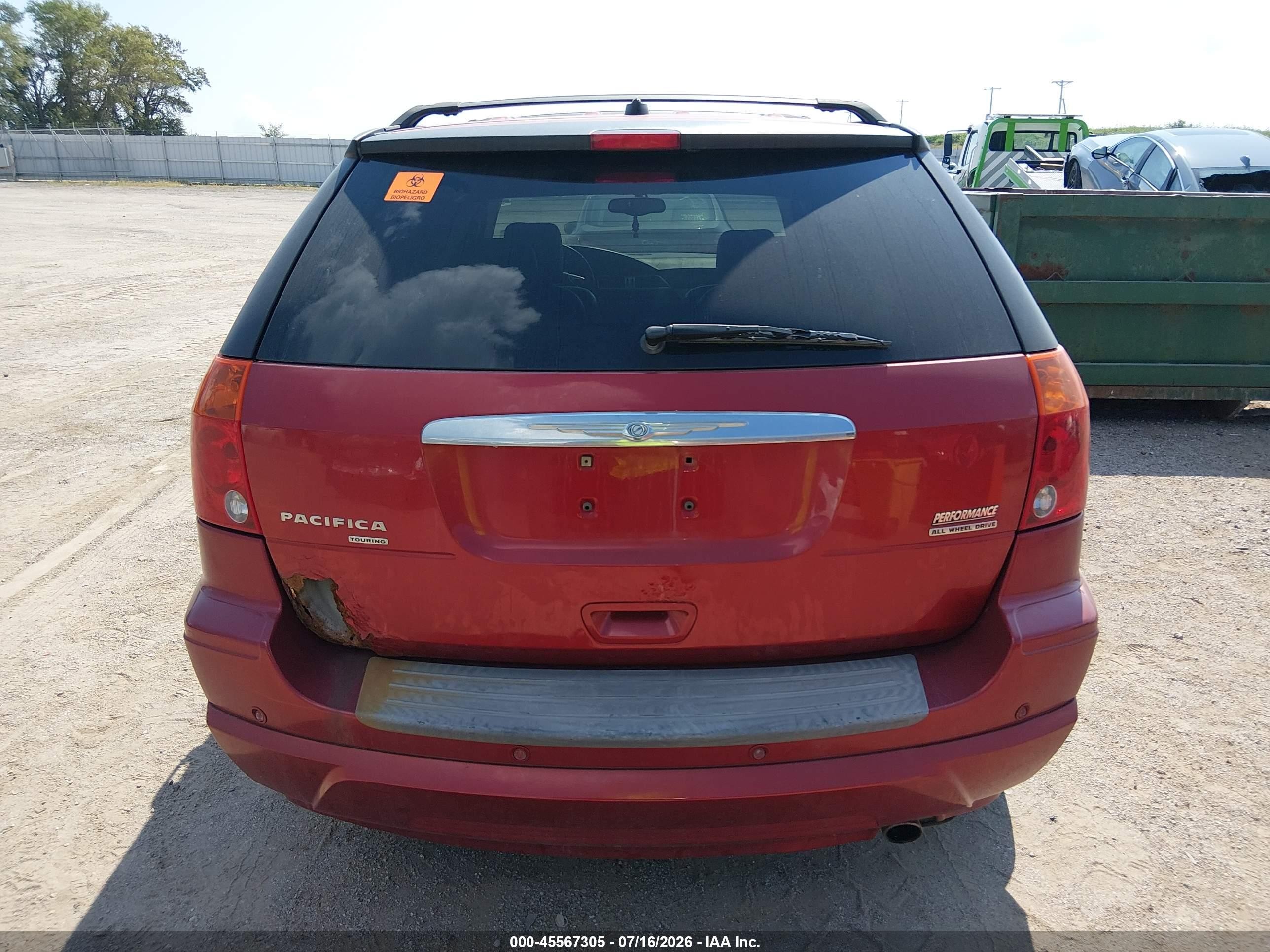 2008 Chrysler Pacifica Touring Red vin: 2A8GF68XX8R668500
