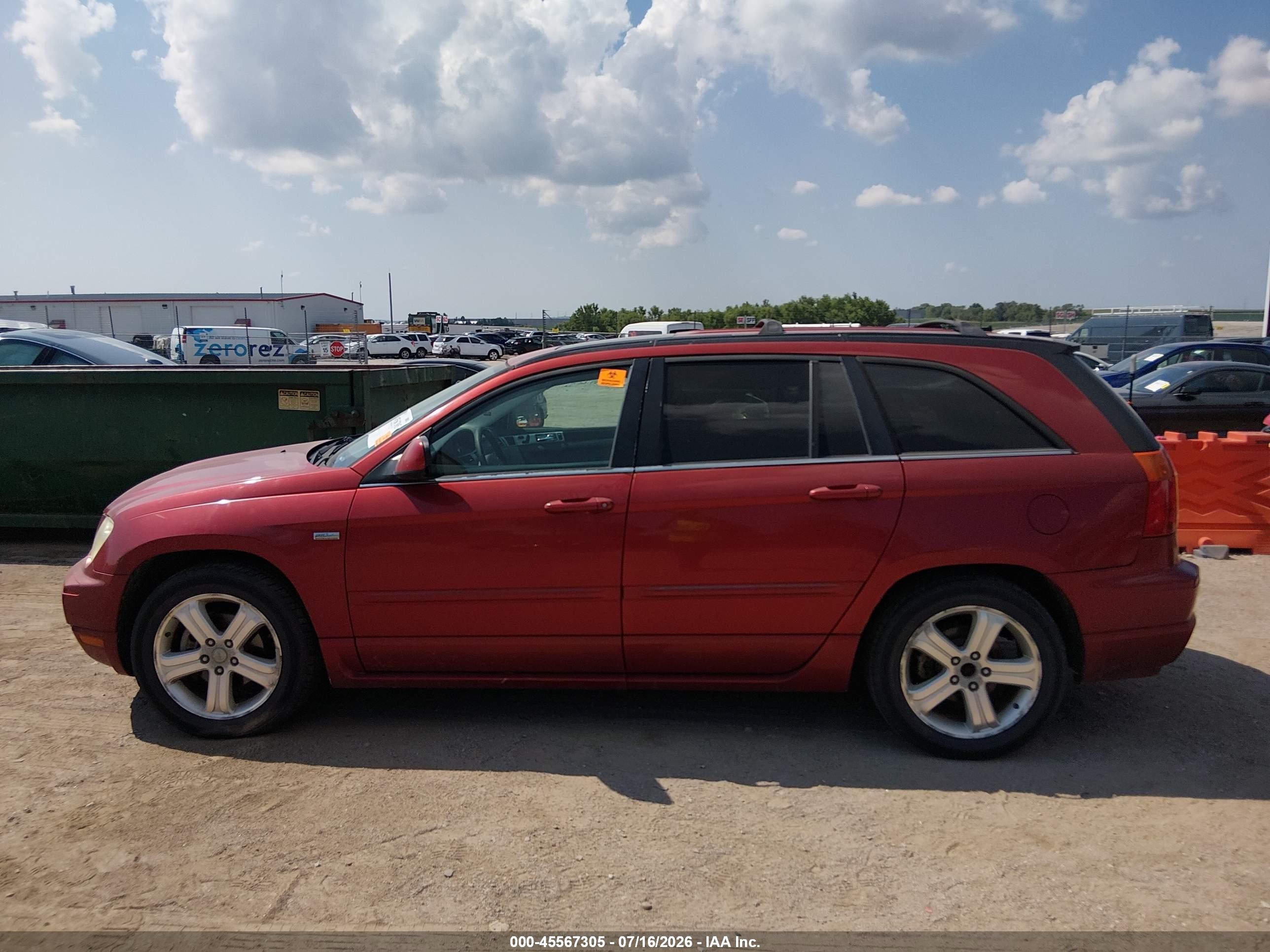 2008 Chrysler Pacifica Touring Red vin: 2A8GF68XX8R668500