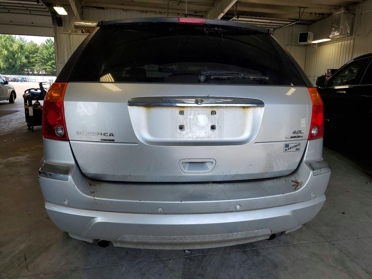 2007 Chrysler Pacifica Limited Silver vin: 2A8GF78X17R363004