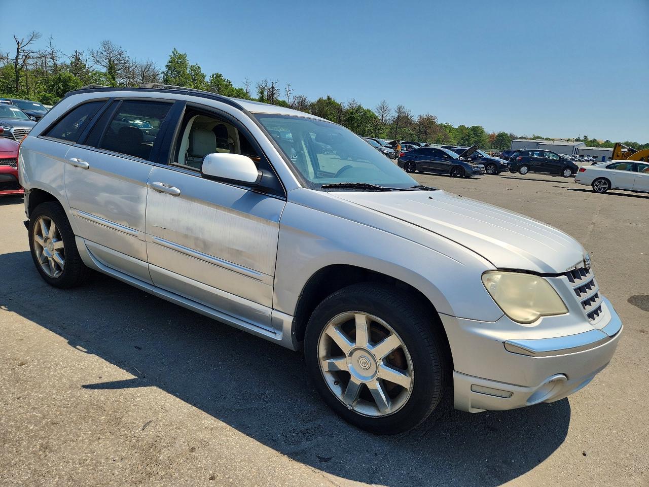 2008 Chrysler Pacifica Limited Silver vin: 2A8GF78X18R108063