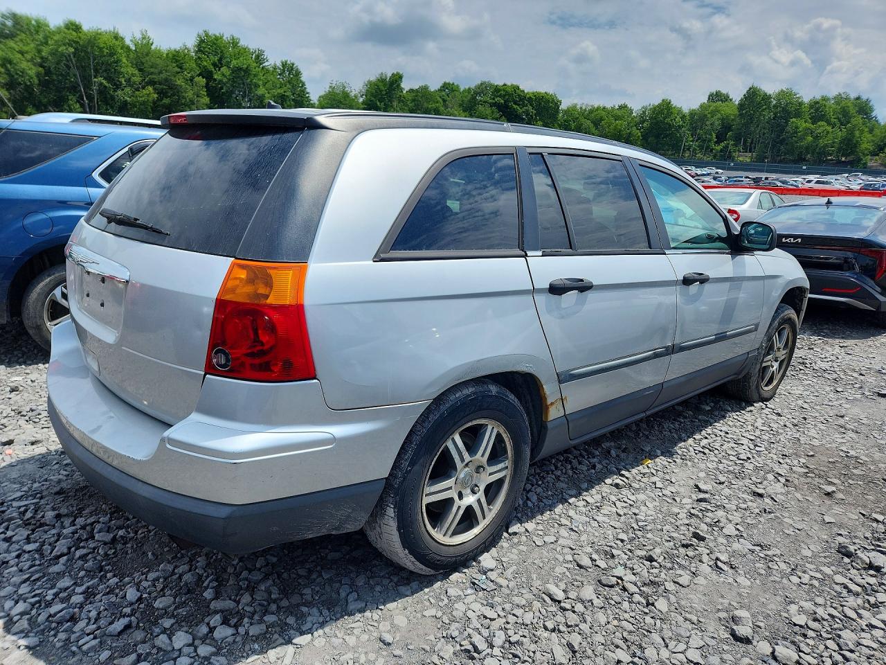 2008 Chrysler Pacifica Lx Silver vin: 2A8GM48L98R659553