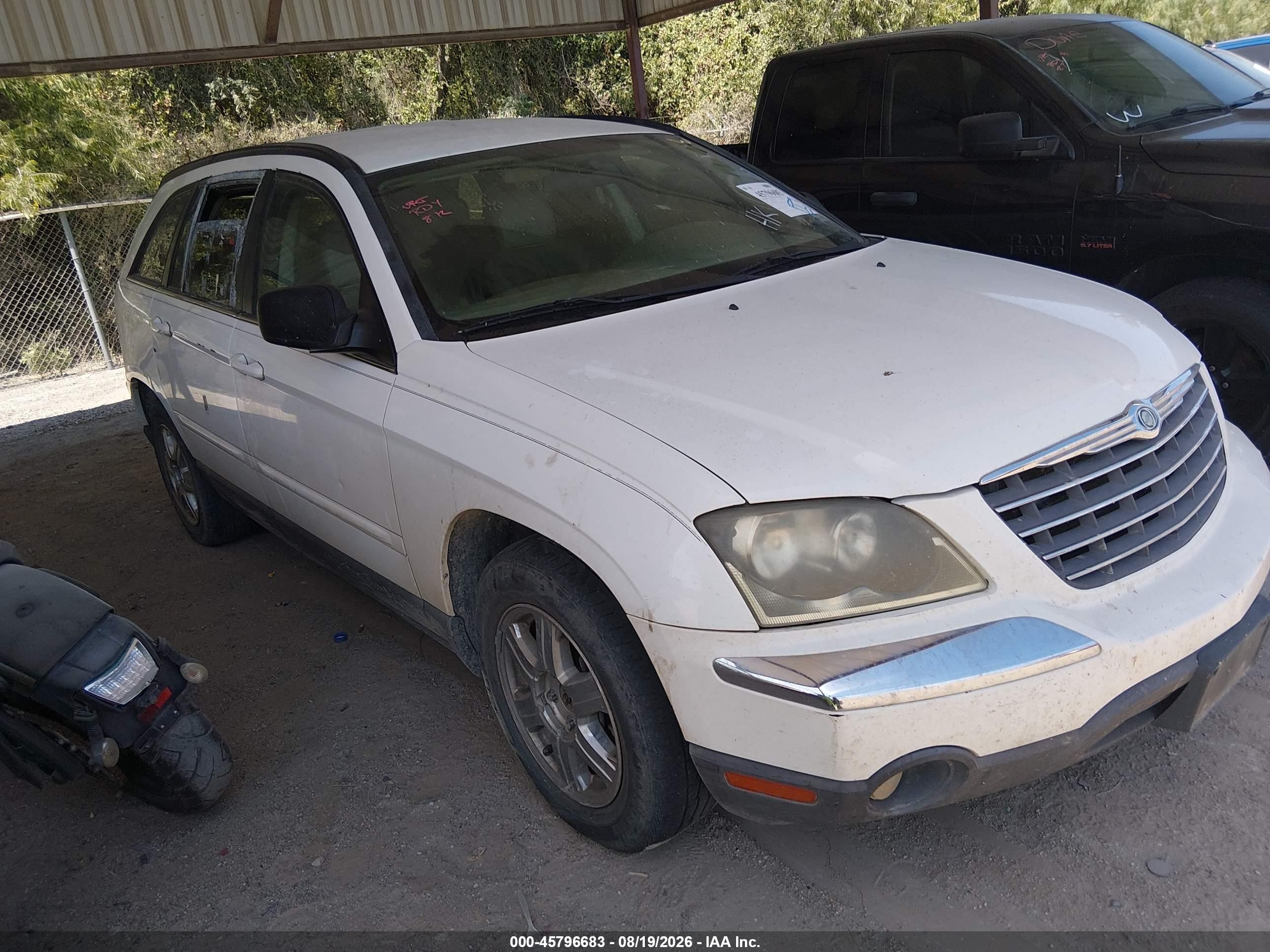 2006 Chrysler Pacifica Touring White vin: 2A8GM68406R912972