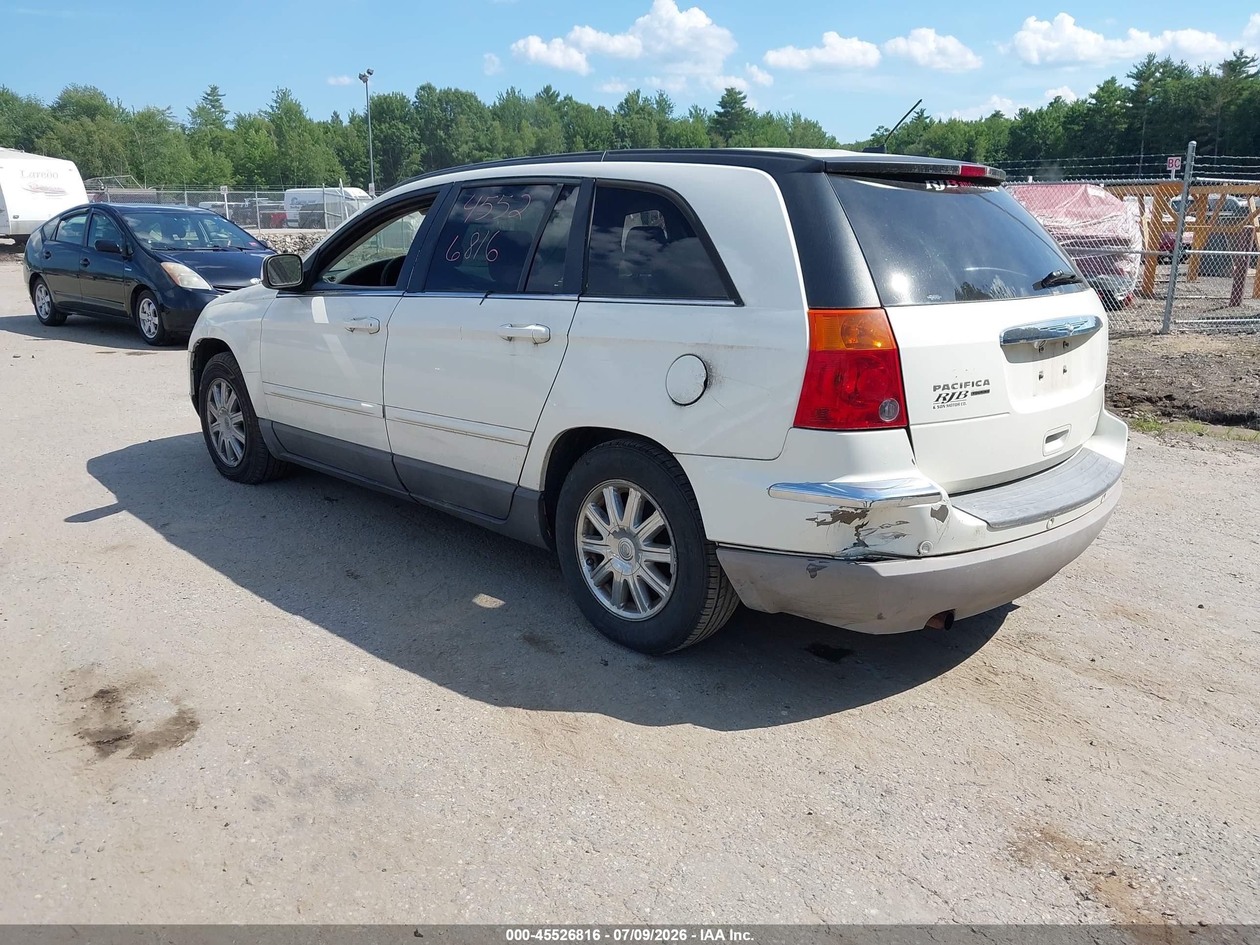 2007 Chrysler Pacifica Touring White vin: 2A8GM68X07R109073