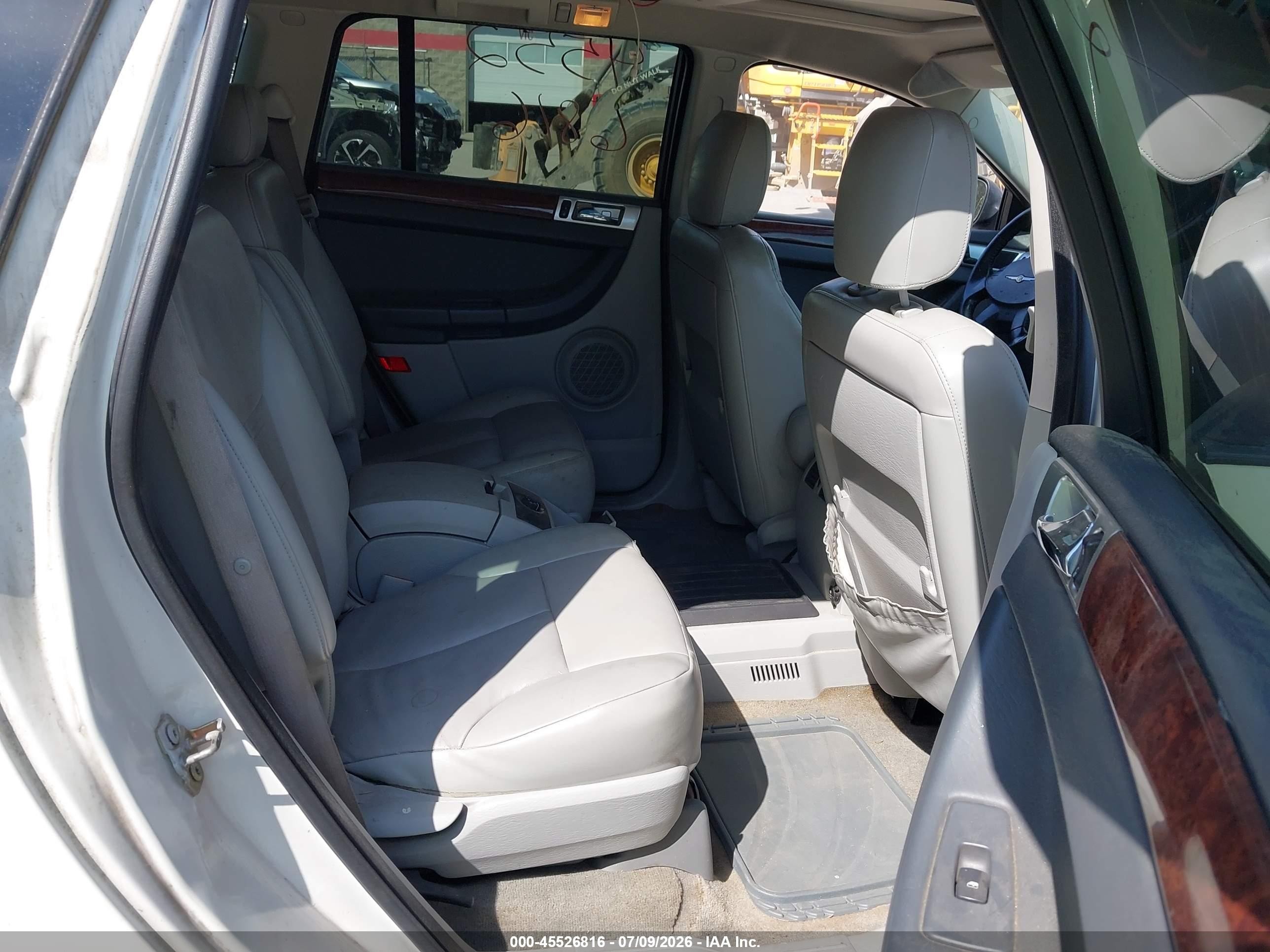 2007 Chrysler Pacifica Touring White vin: 2A8GM68X07R109073