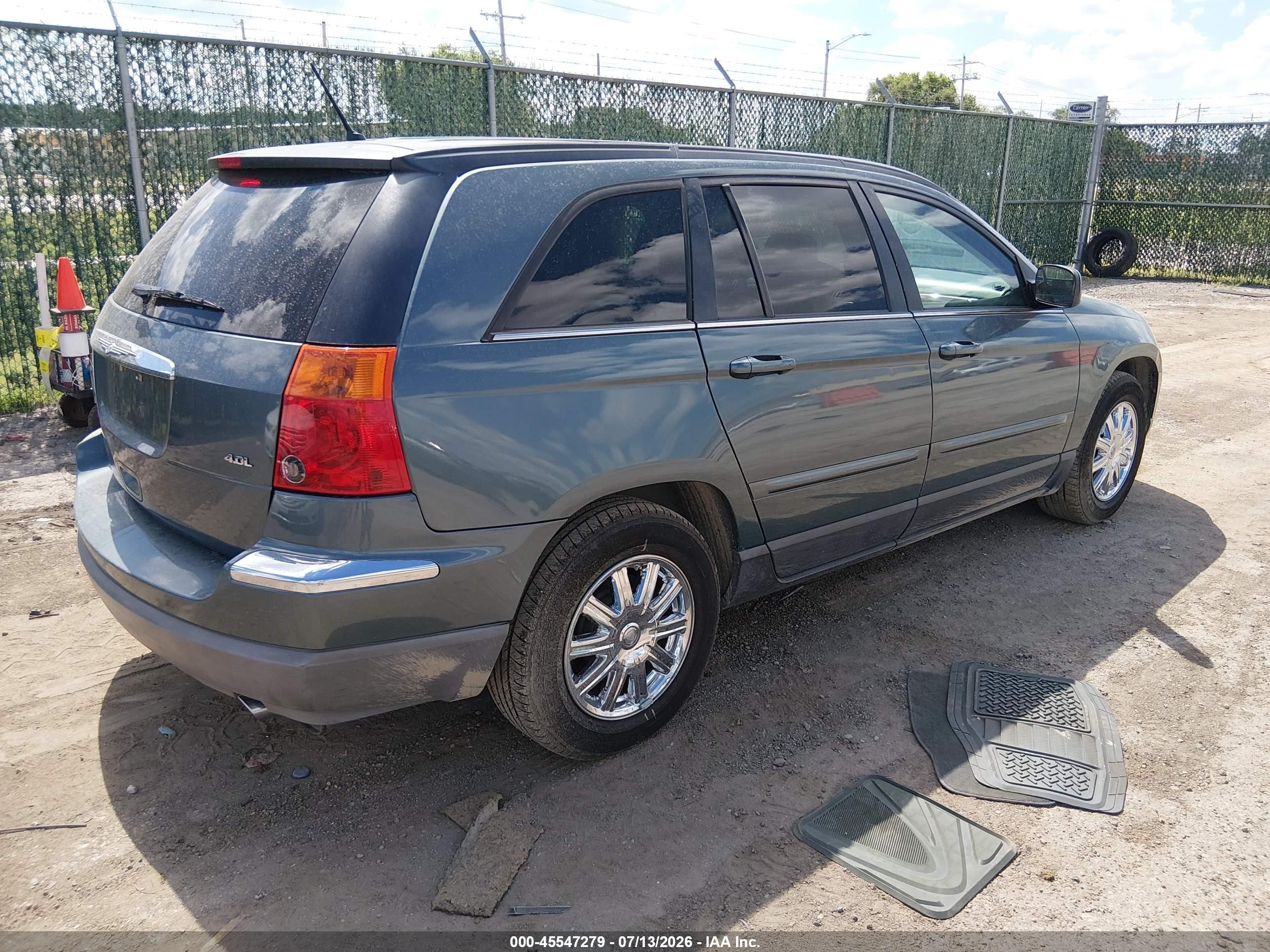 2007 Chrysler Pacifica Touring Gray vin: 2A8GM68X27R366316