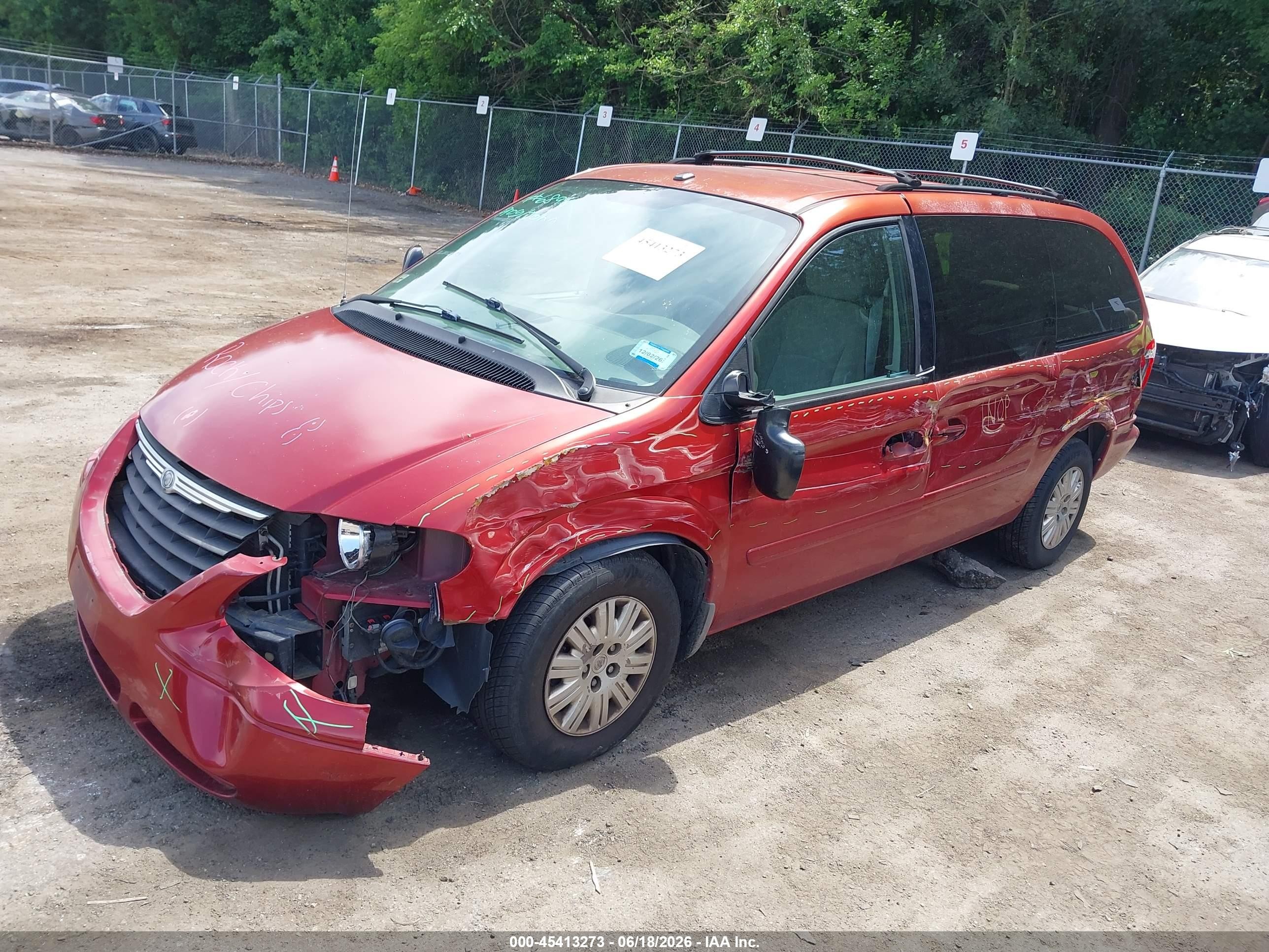 2007 Chrysler Town & Country Lx Red vin: 2A8GP44R07R238871