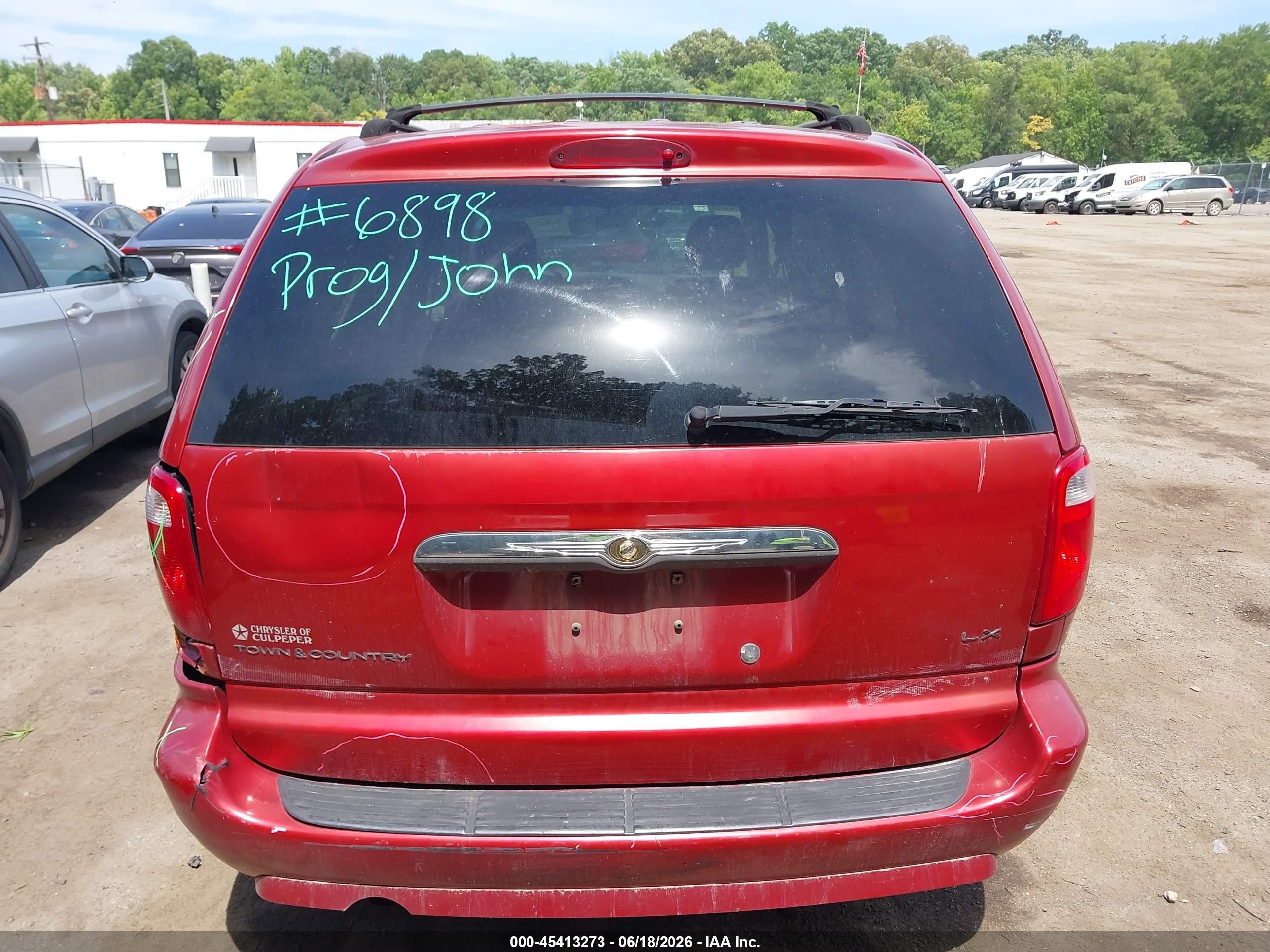 2007 Chrysler Town & Country Lx Red vin: 2A8GP44R07R238871