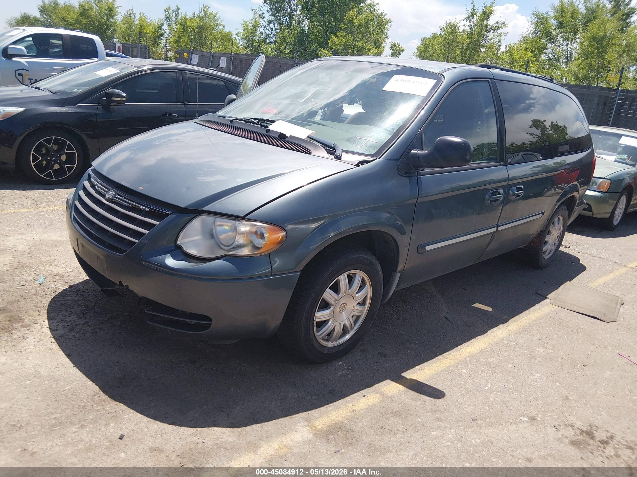 2006 Chrysler Town & Country Touring Light Blue vin: 2A8GP54L06R921718