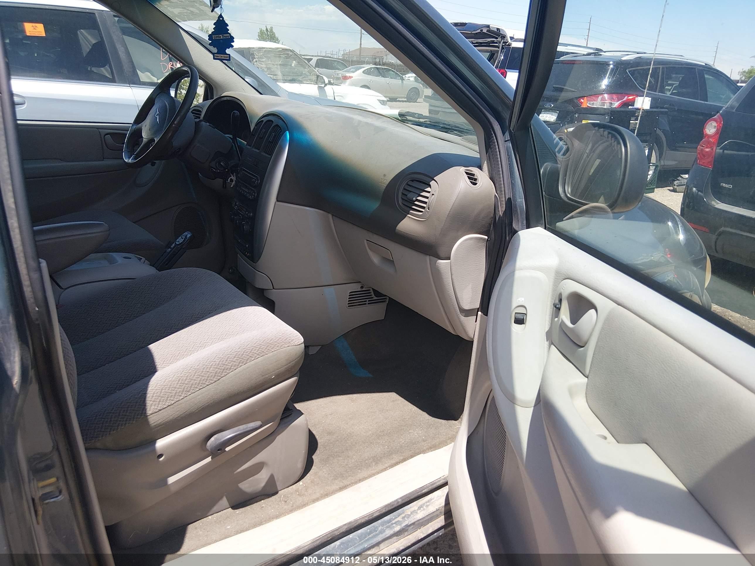 2006 Chrysler Town & Country Touring Light Blue vin: 2A8GP54L06R921718