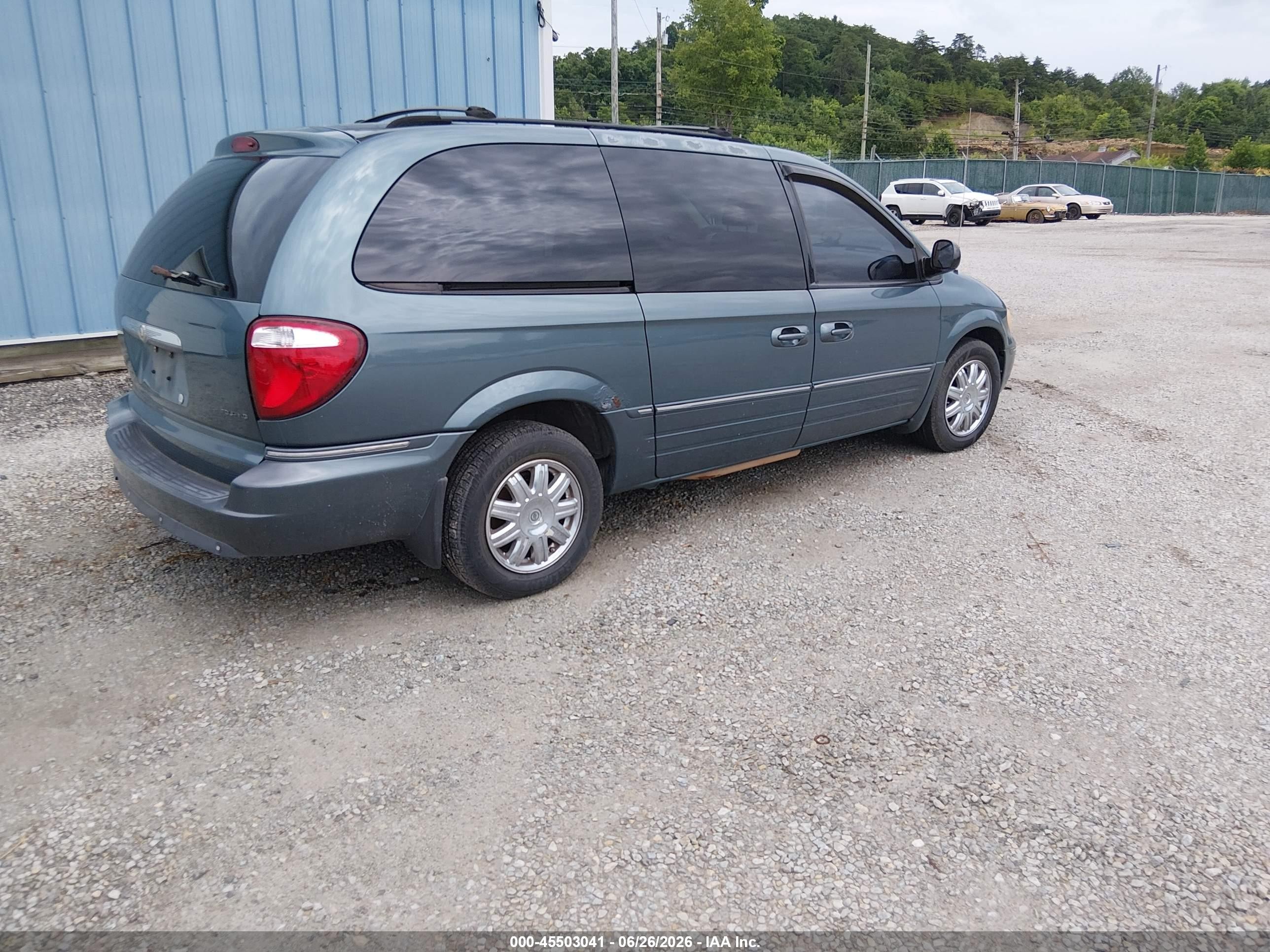 2007 Chrysler Town & Country Touring Blue vin: 2A8GP54L17R293914