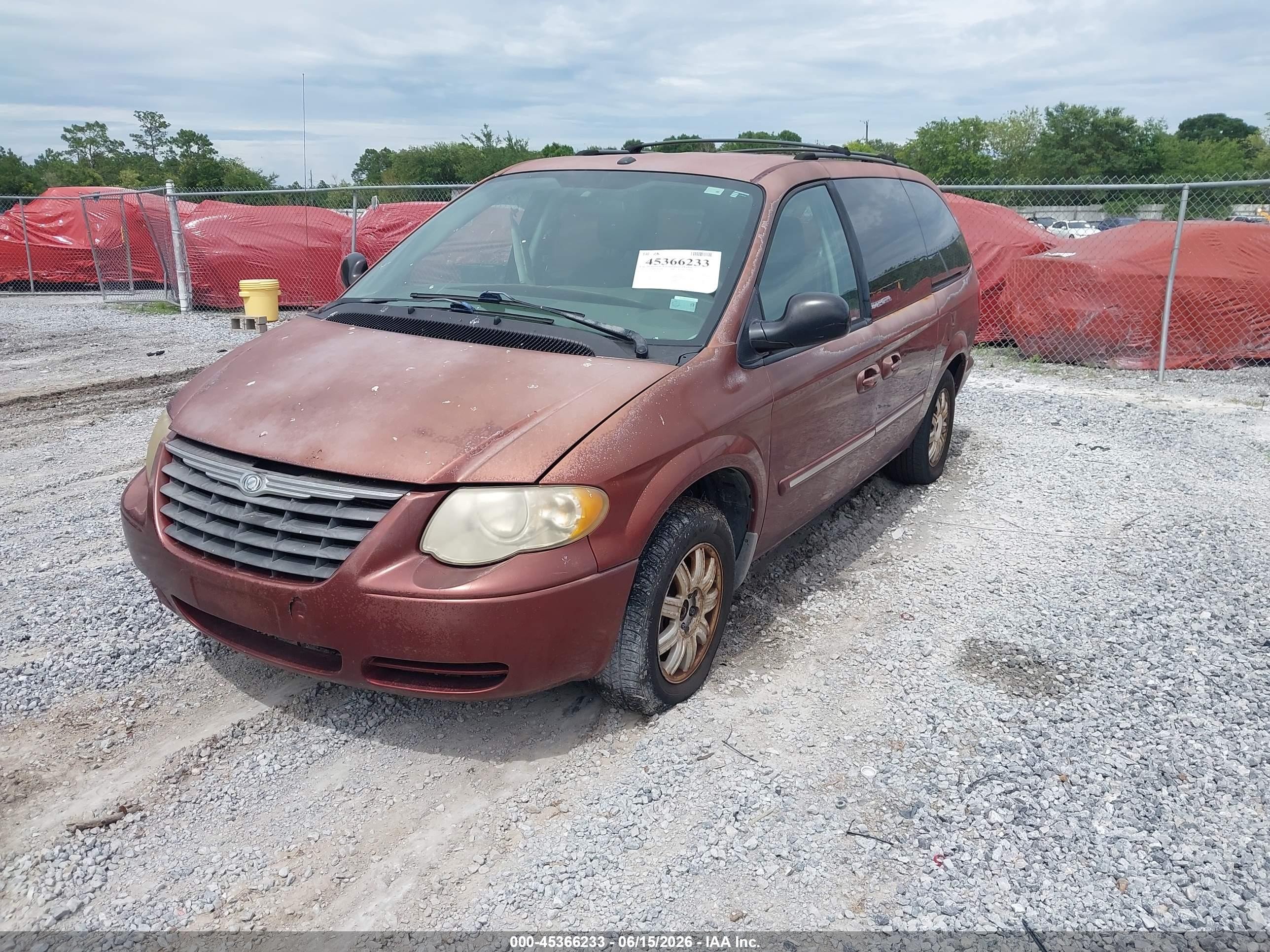 2007 Chrysler Town & Country Touring Бордовый vin: 2A8GP54L77R242546
