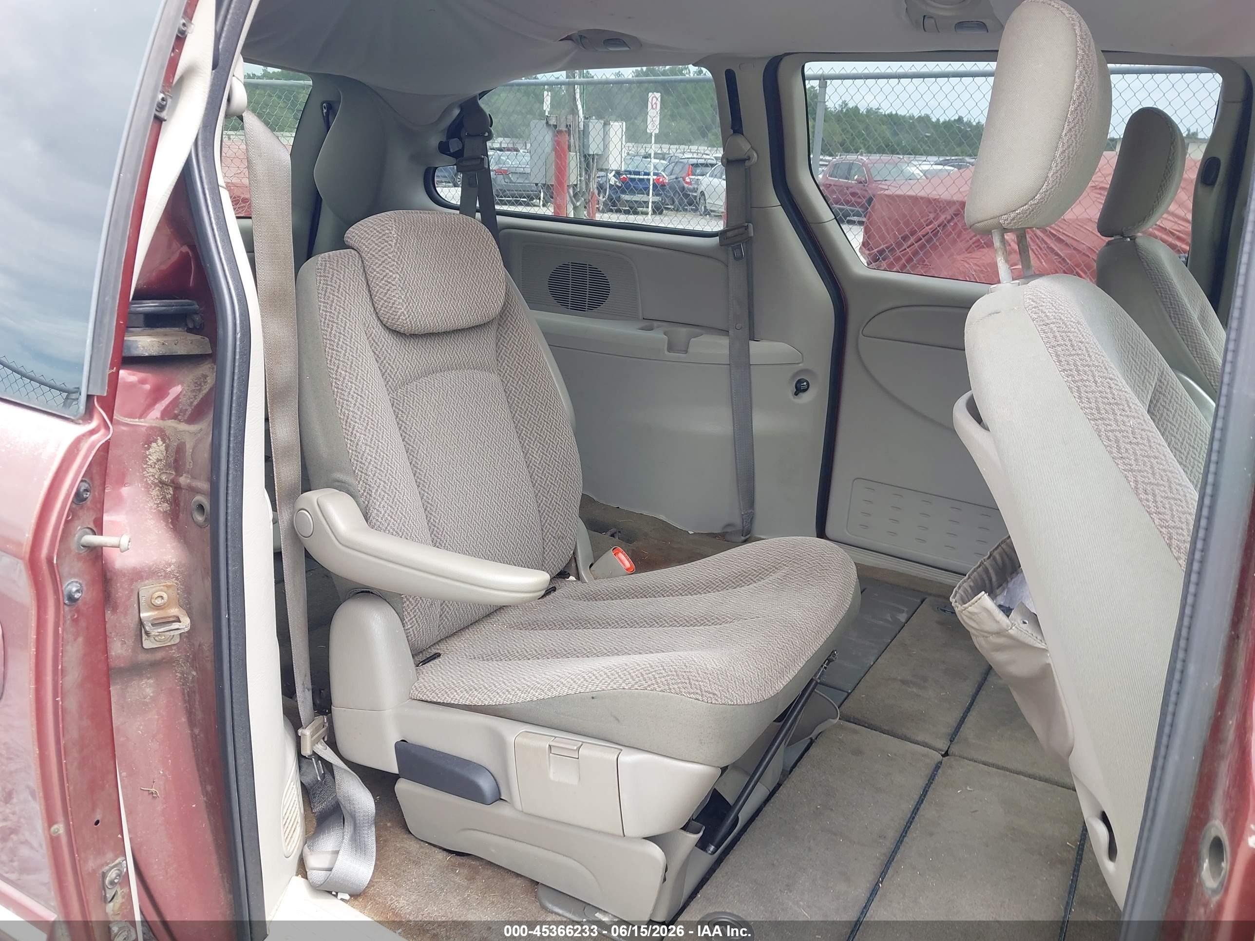 2007 Chrysler Town & Country Touring Бордовый vin: 2A8GP54L77R242546