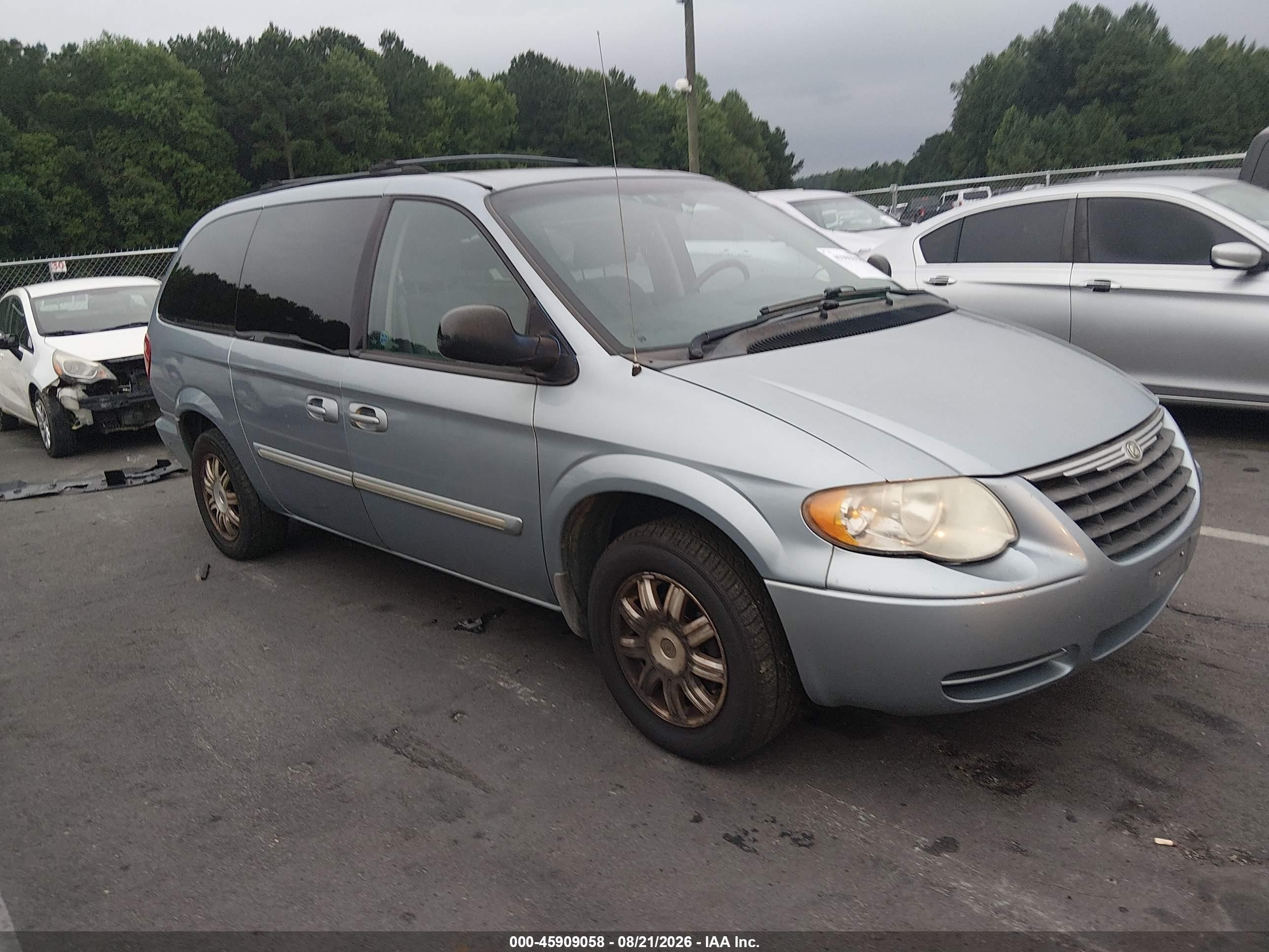 2006 Chrysler Town & Country Touring Light Blue vin: 2A8GP54L86R670544