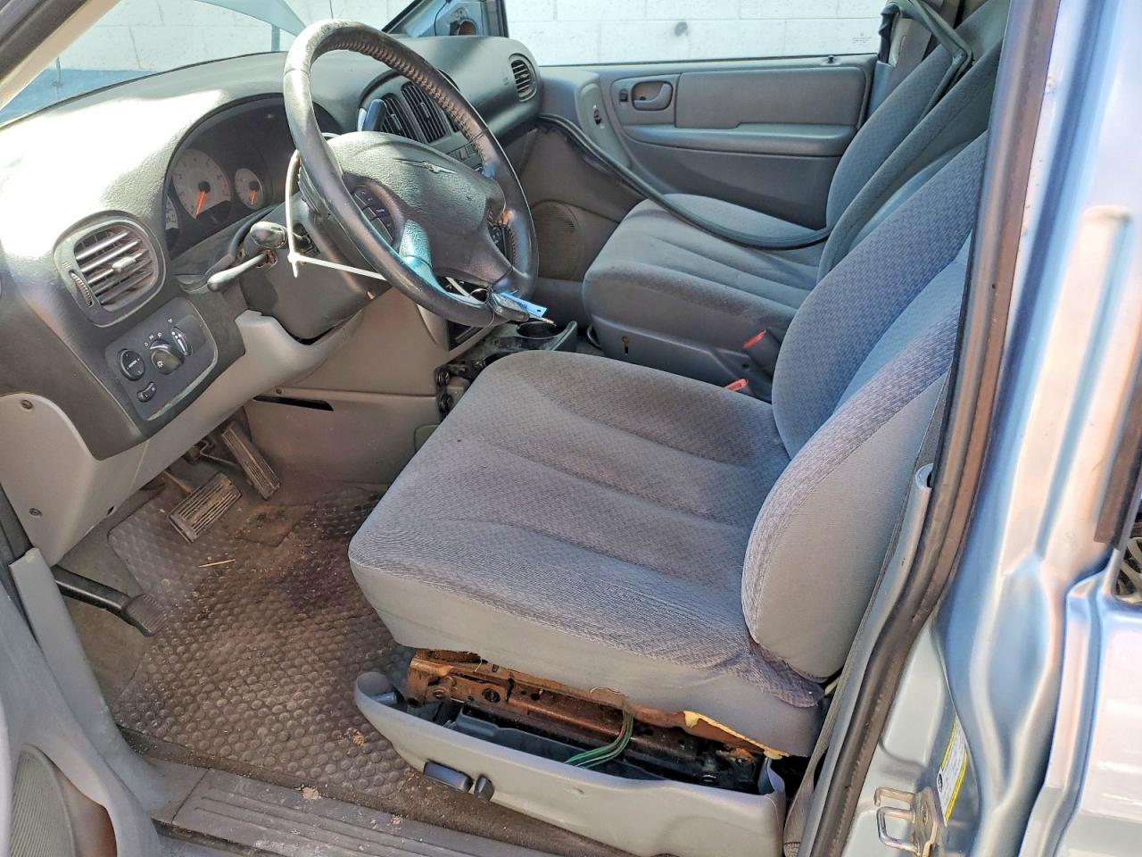 2006 Chrysler Town & Country Touring Blue vin: 2A8GP54L96R608487